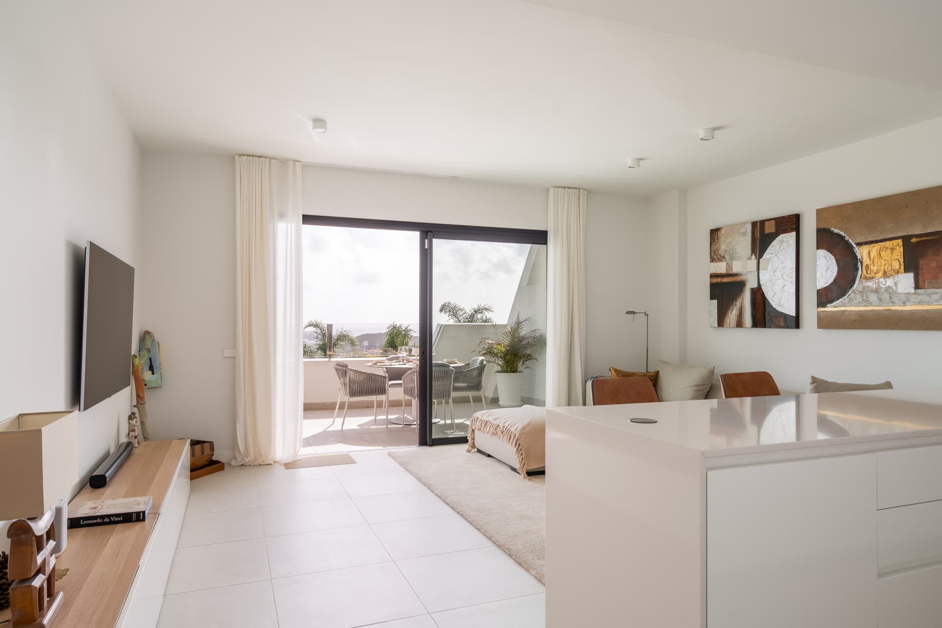 Stijlvol modern appartement met panoramisch uitzicht in Ipanema Homes – Calanova Golf
