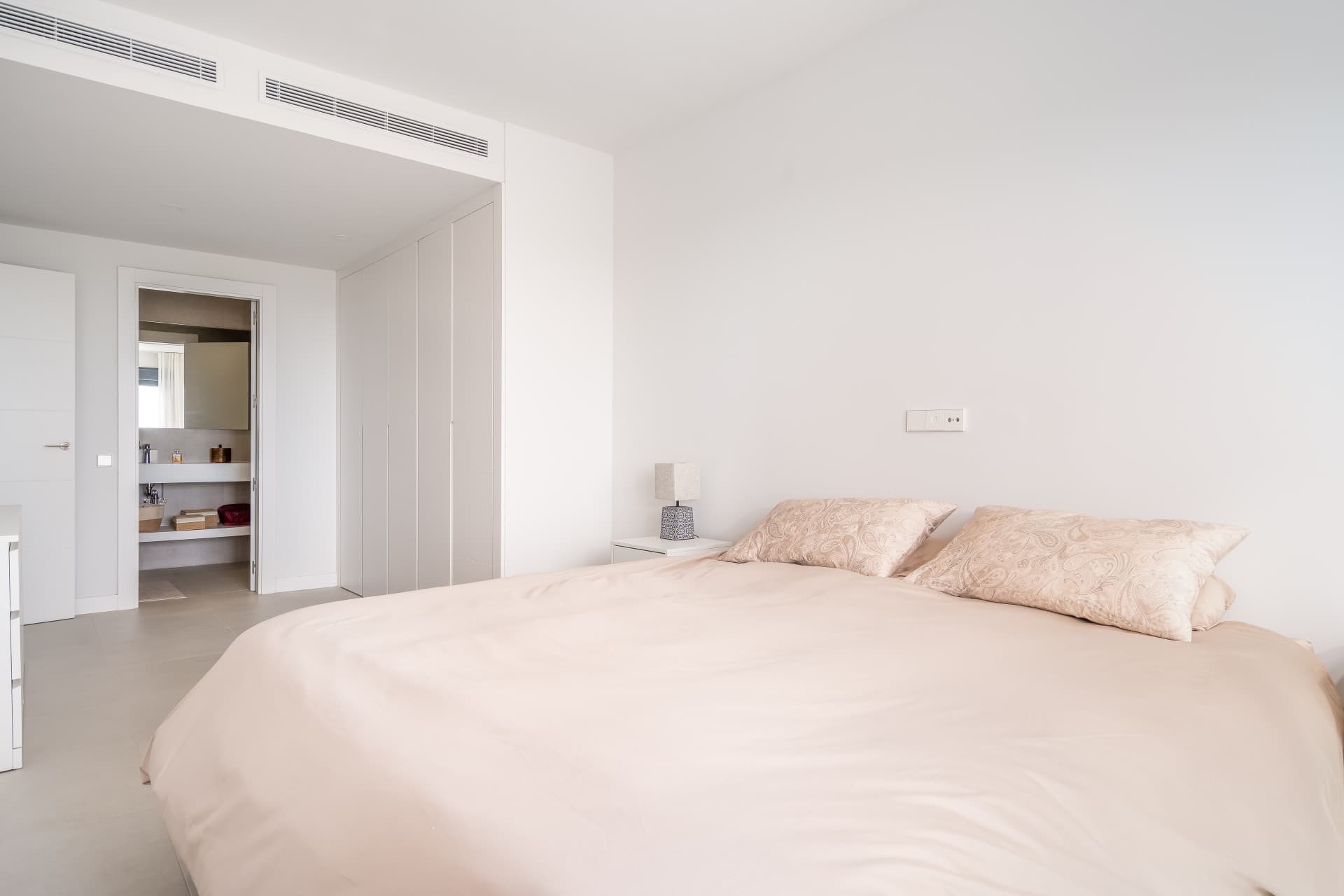 Stijlvol modern appartement met panoramisch uitzicht in Ipanema Homes – Calanova Golf