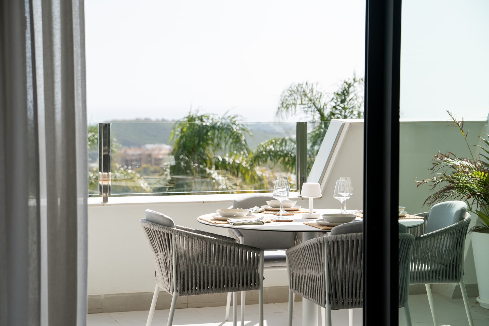 Stijlvol modern appartement met panoramisch uitzicht in Ipanema Homes – Calanova Golf