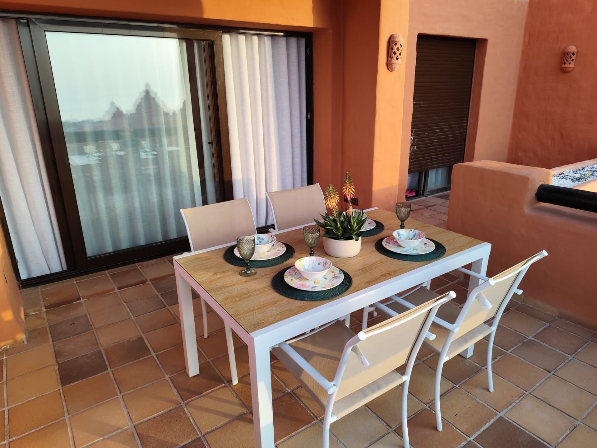 Brand-New Furnished Apartment in Exclusive Urb. Coto Real Duquesa