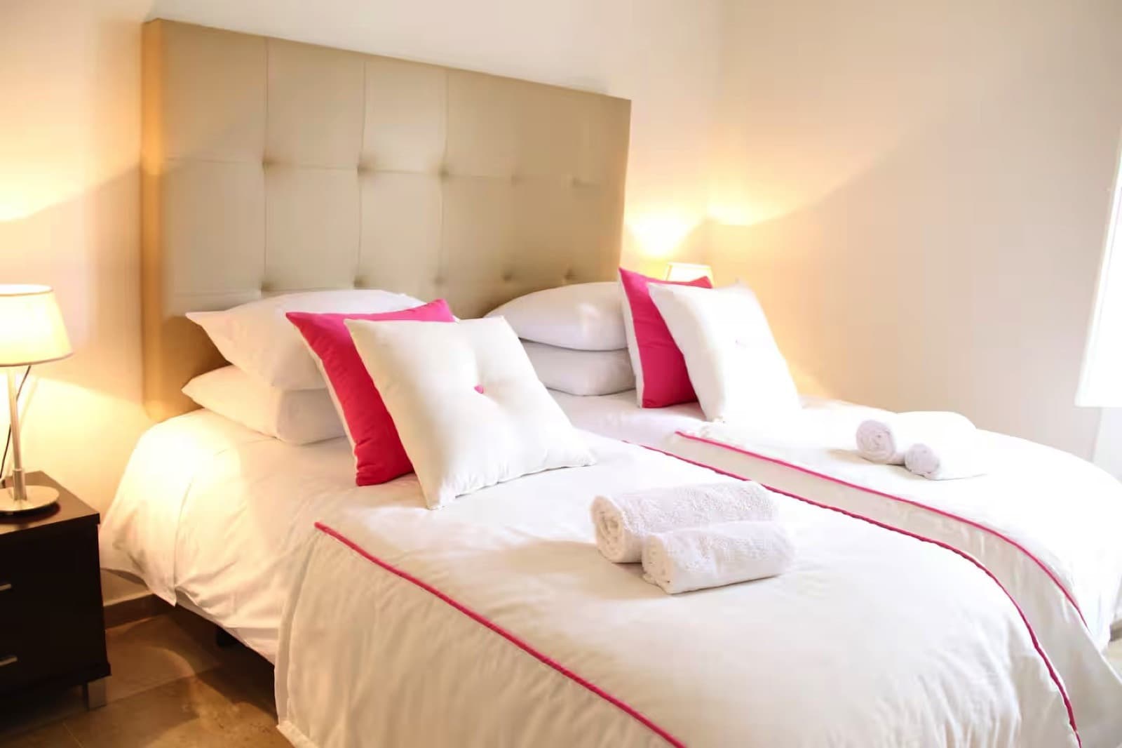 Stunning 5-Bedroom Townhouse in Altos del Rodeo