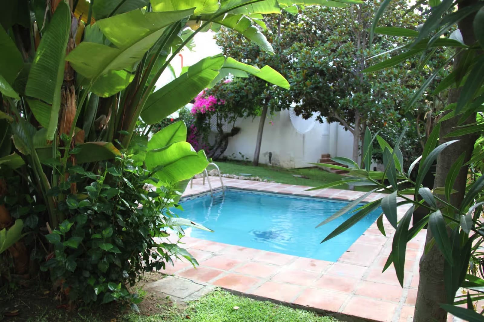 Stunning 5-Bedroom Townhouse in Altos del Rodeo