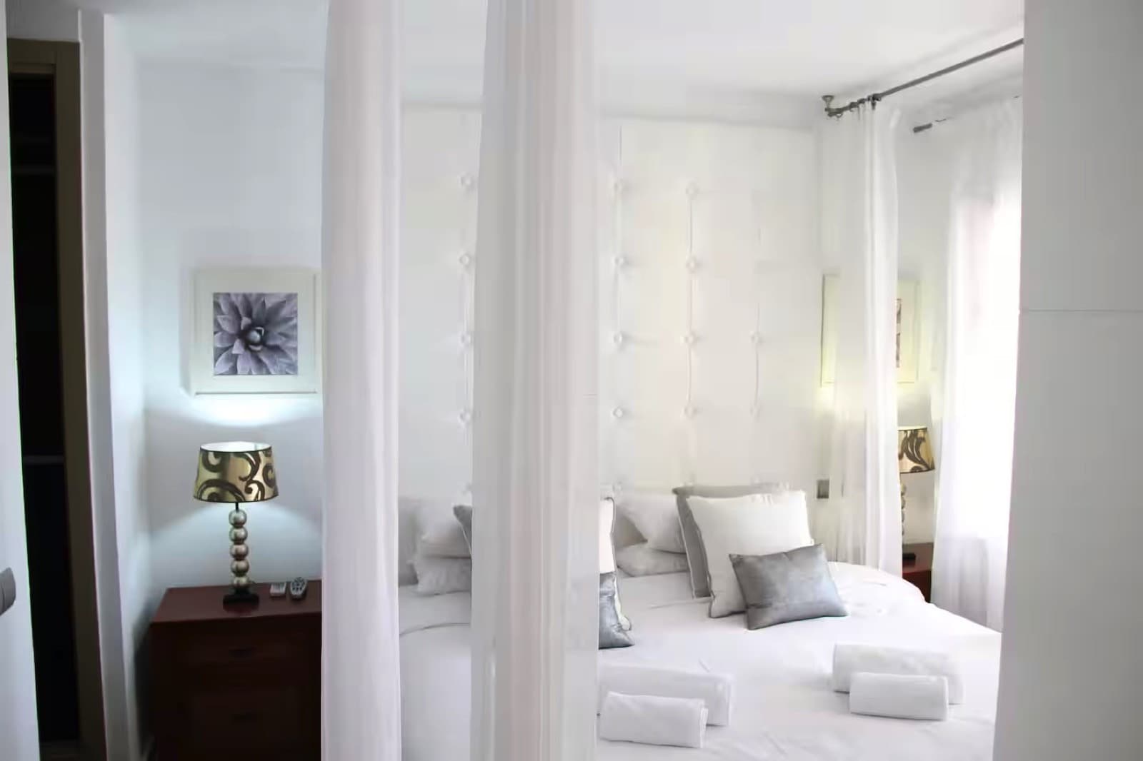 Stunning 5-Bedroom Townhouse in Altos del Rodeo