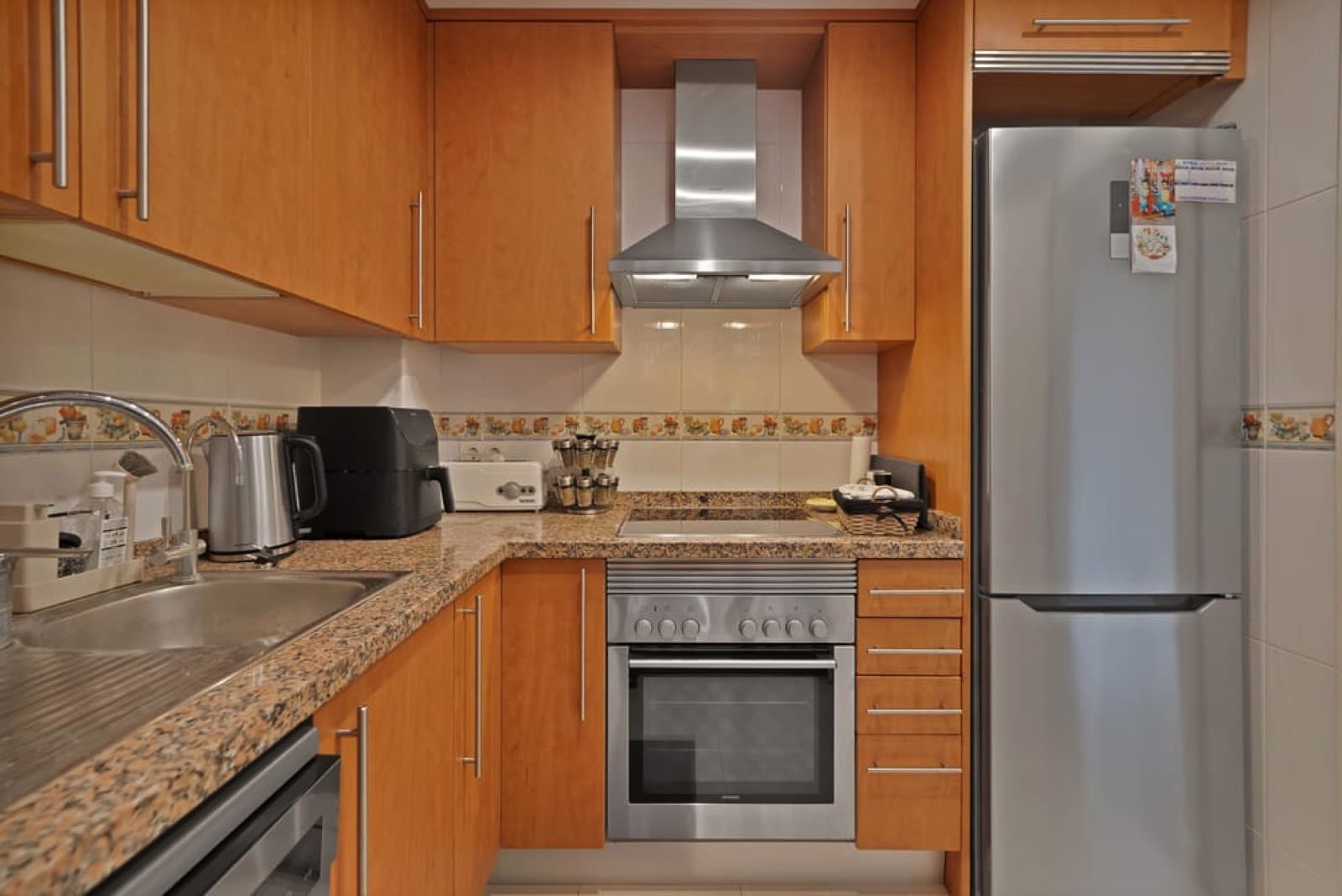 Elegant Furnished 3-Bedroom Ground-Floor Apartment