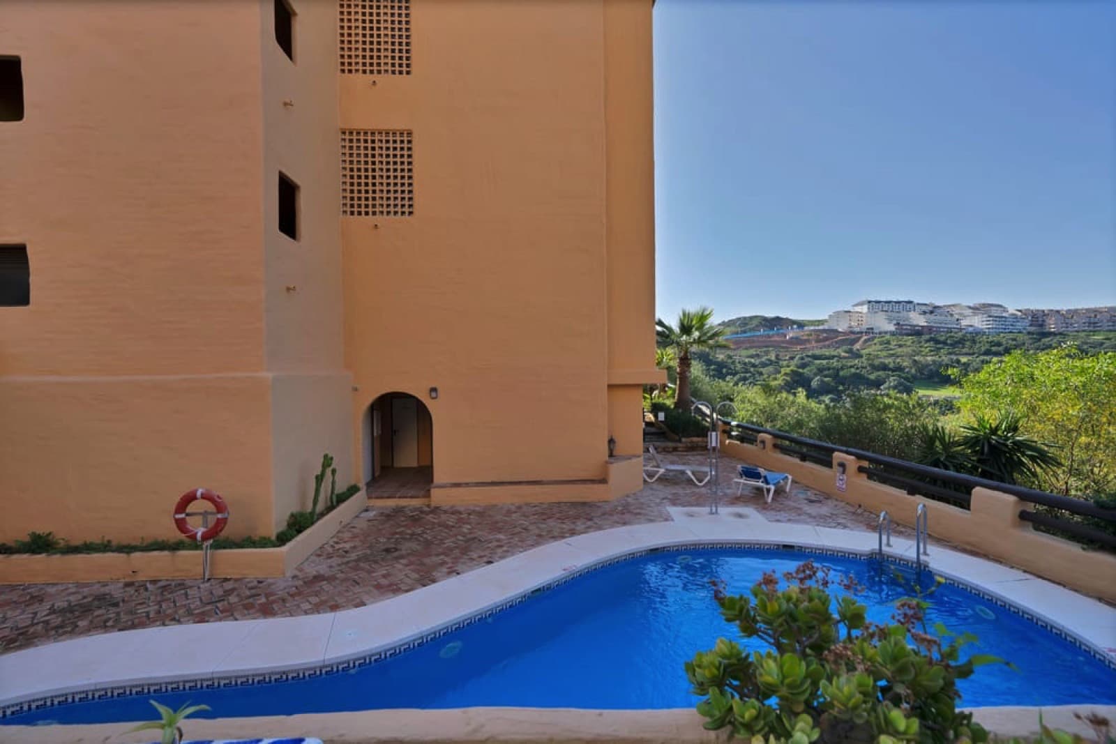 Elegant Furnished 3-Bedroom Ground-Floor Apartment
