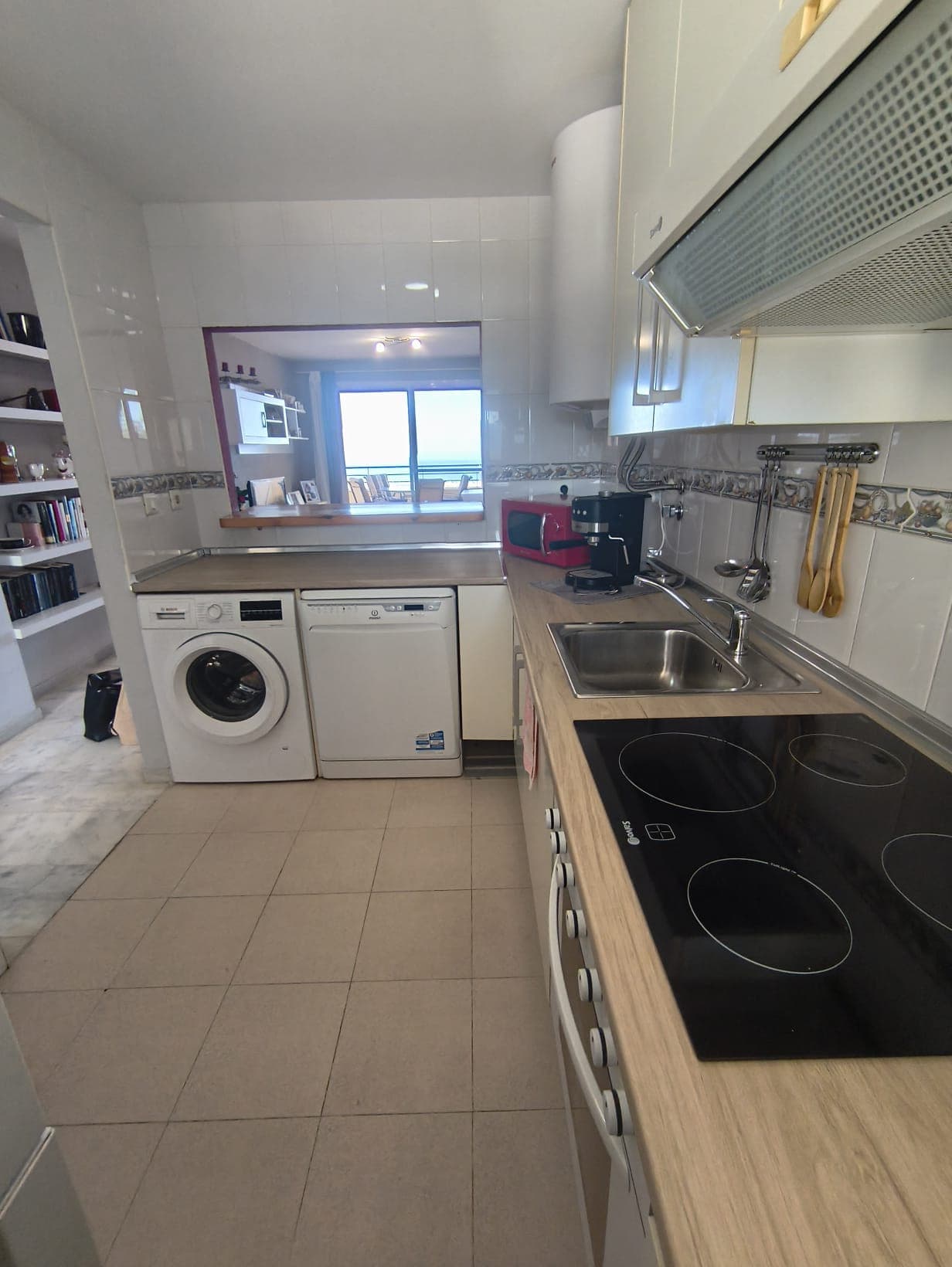Charming Top-Floor Flat in Hacienda Casares