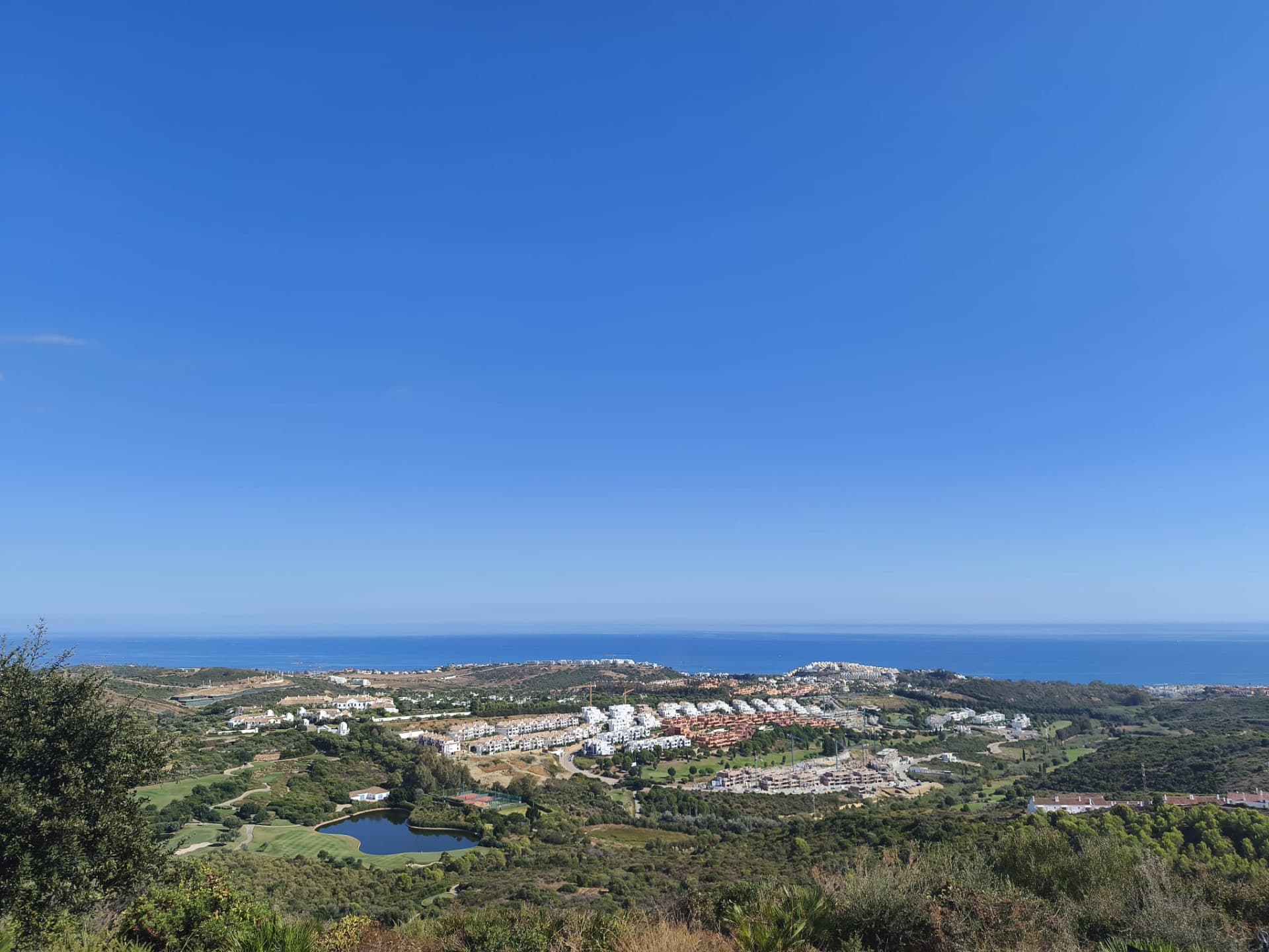 Charming Top-Floor Flat in Hacienda Casares
