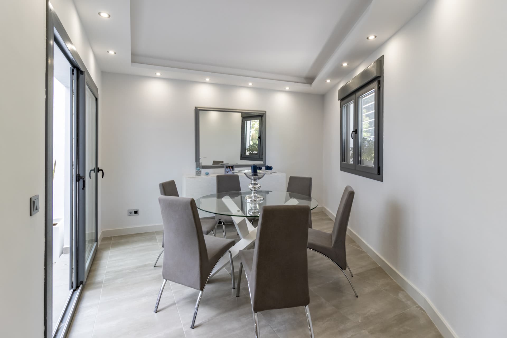 Exceptional new-build semi-detached villa in the heart of San Pedro de Alcántara