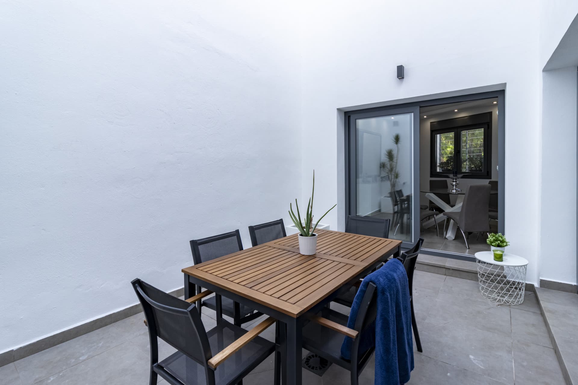 Exceptional new-build semi-detached villa in the heart of San Pedro de Alcántara
