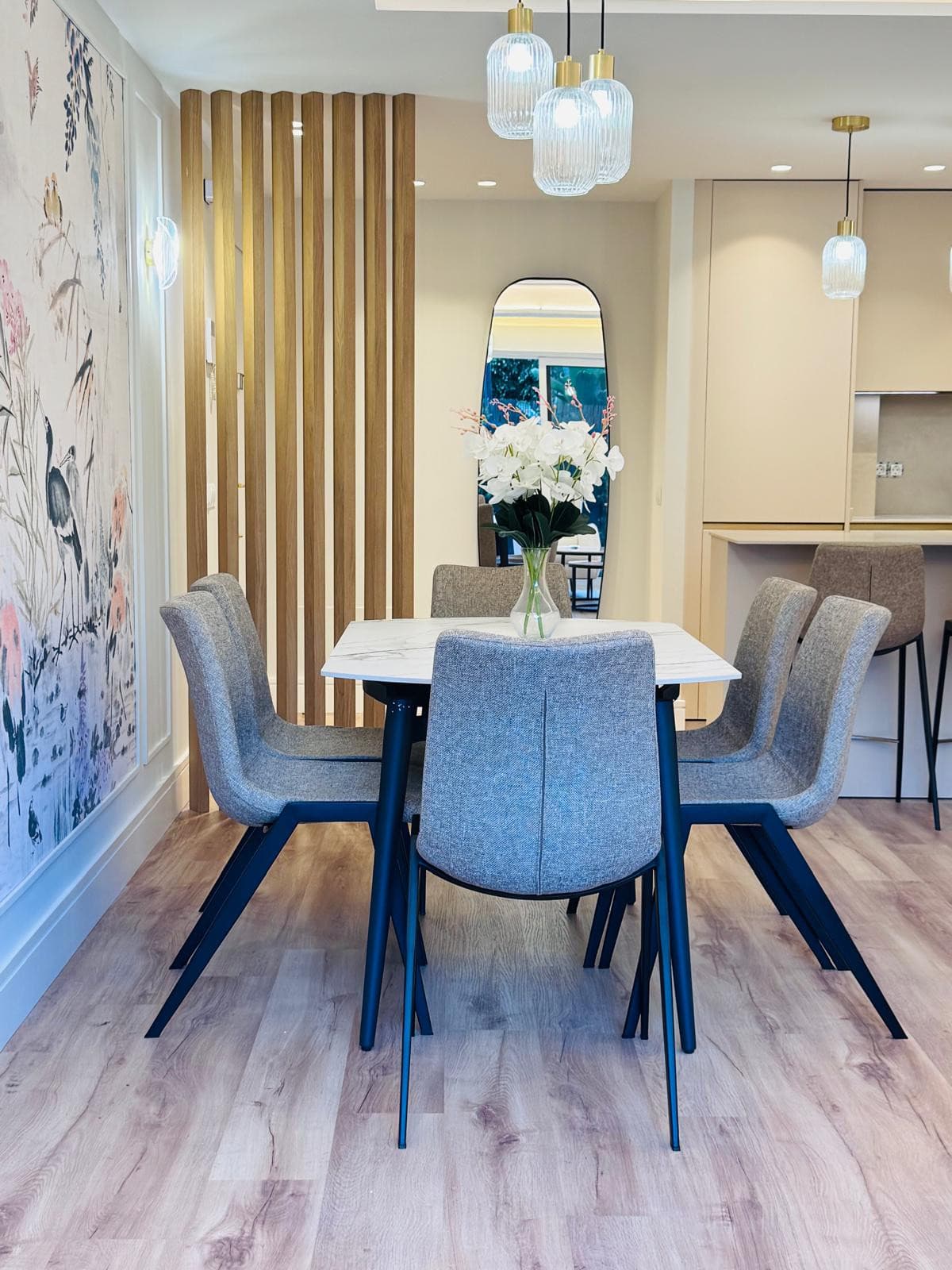 Fully Renovated Modern Apartment in Urbanización Las Petunias