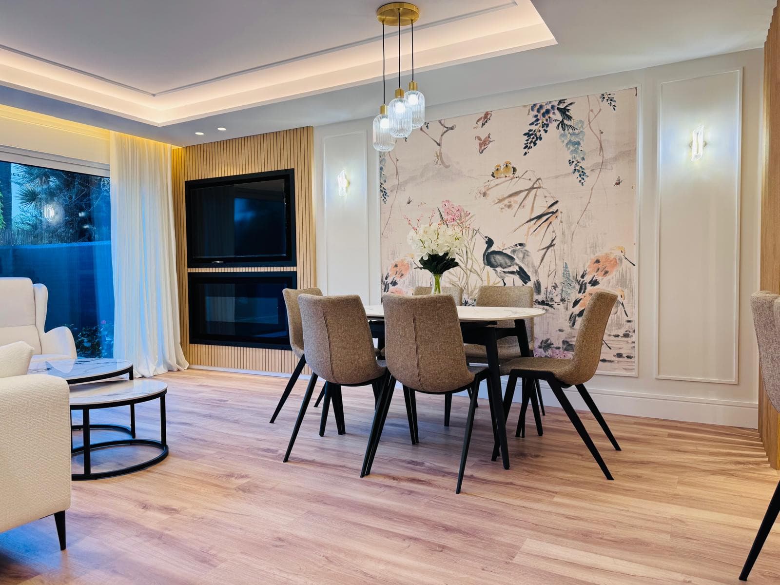 Fully Renovated Modern Apartment in Urbanización Las Petunias