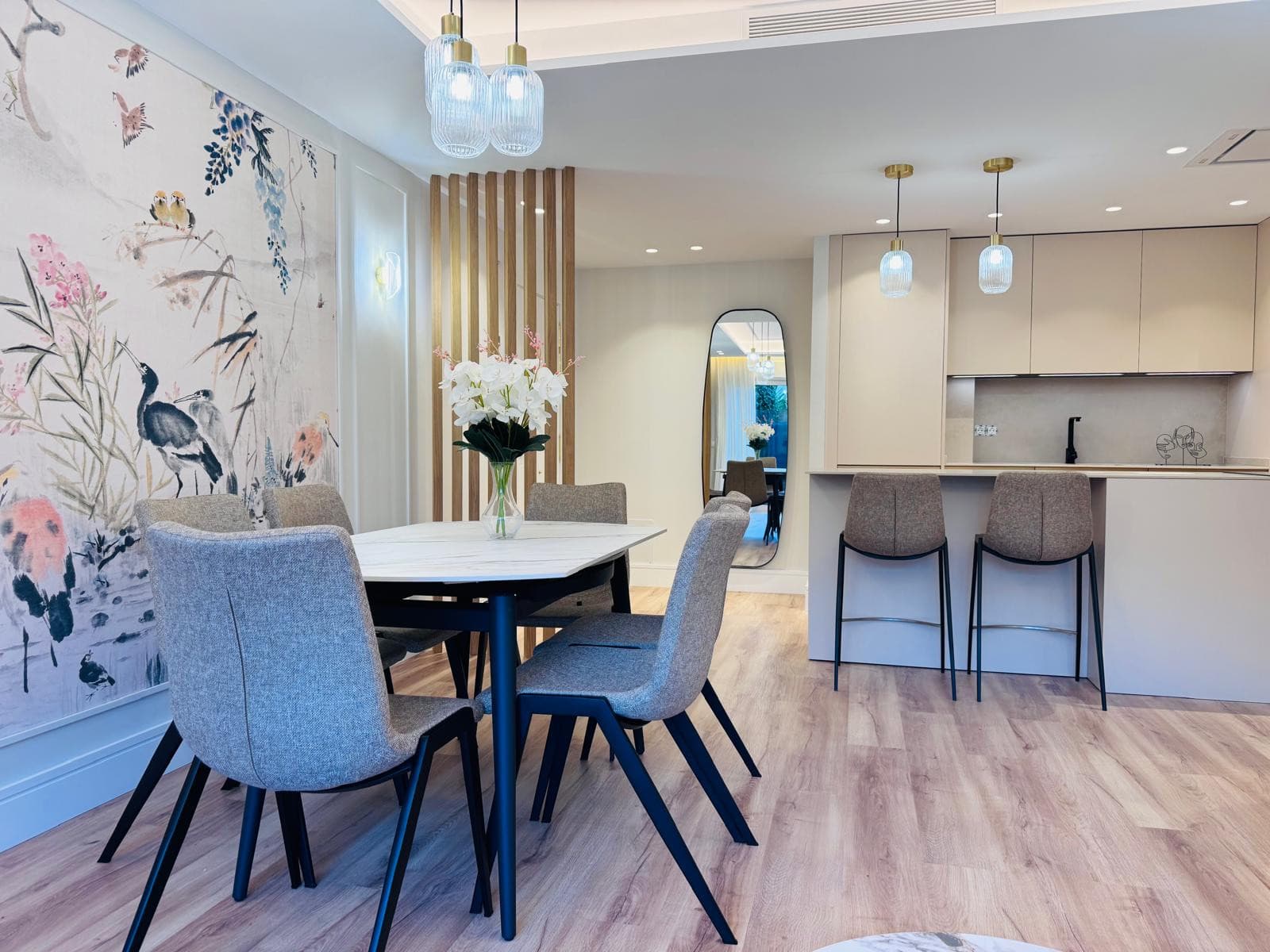 Fully Renovated Modern Apartment in Urbanización Las Petunias