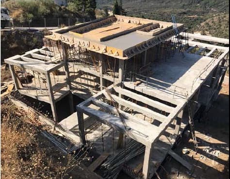 Plot with the structure for sale