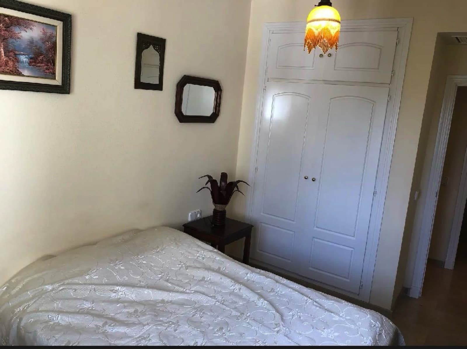 Magnífico Apartamento en Primera Línea de Playa con Vistas al Mar