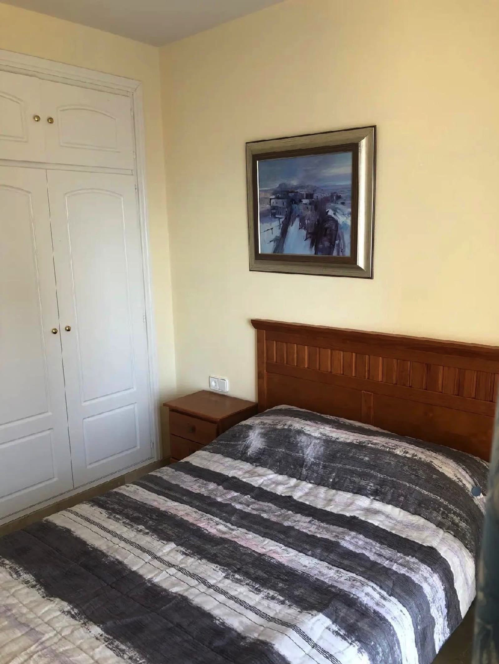 Magnífico Apartamento en Primera Línea de Playa con Vistas al Mar