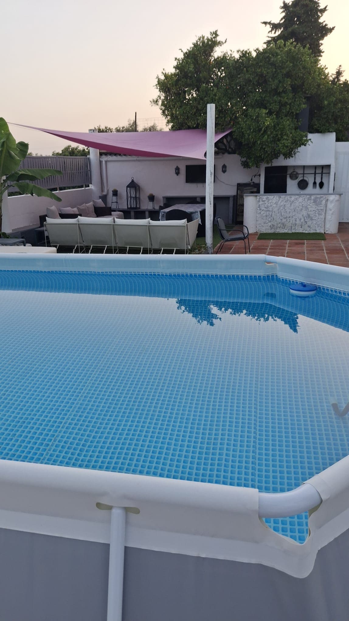 Enchanting Single-Storey Detached Villa with Lush Fruit Orchard