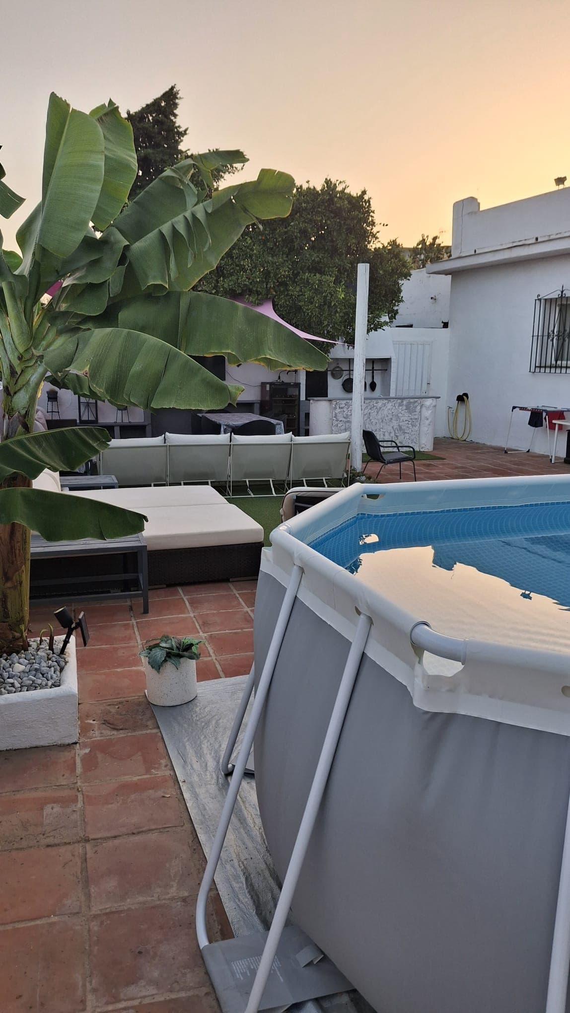 Enchanting Single-Storey Detached Villa with Lush Fruit Orchard