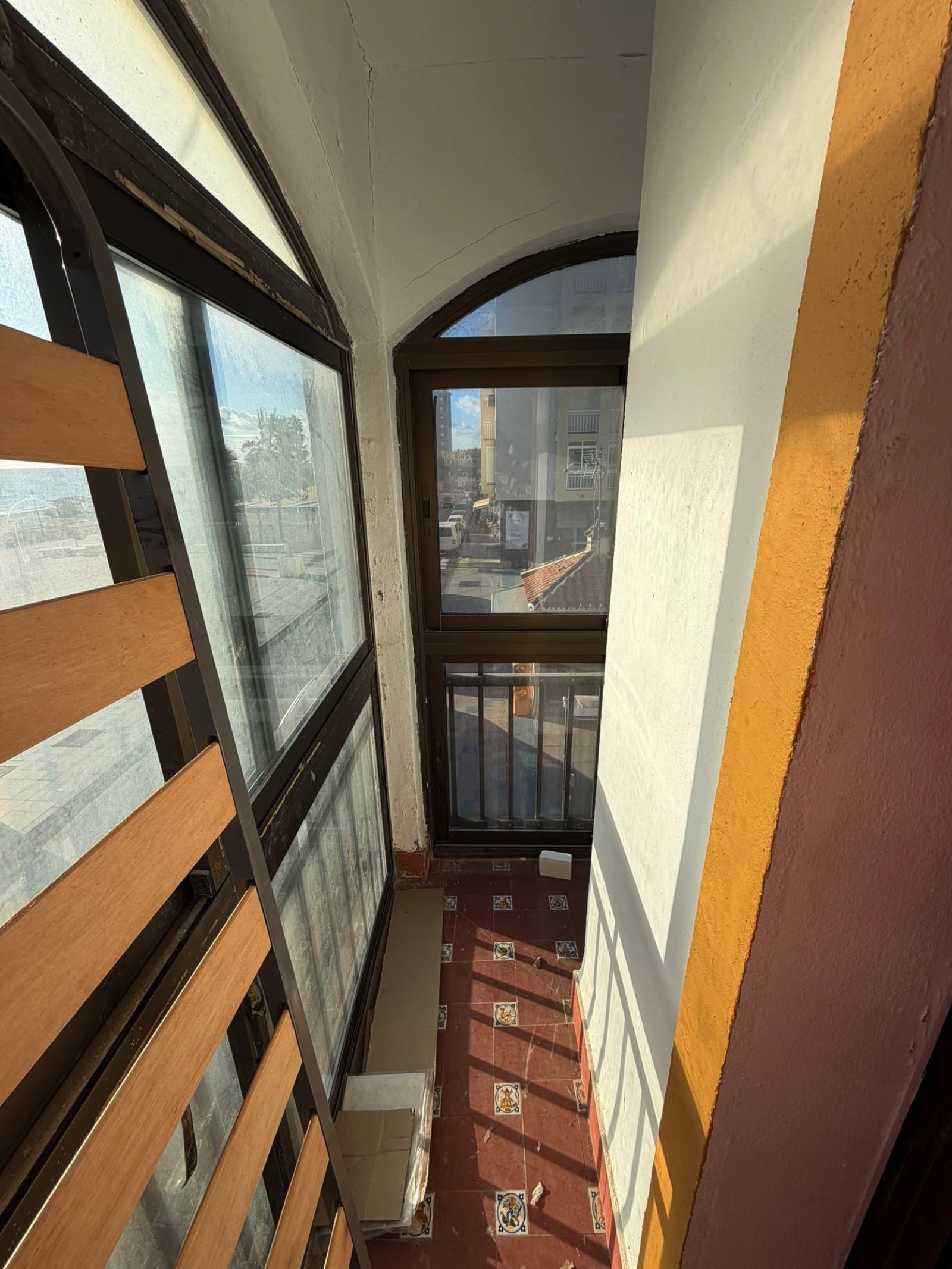 Bright and Spacious Apartment with Sea Views in a Prime Central Location