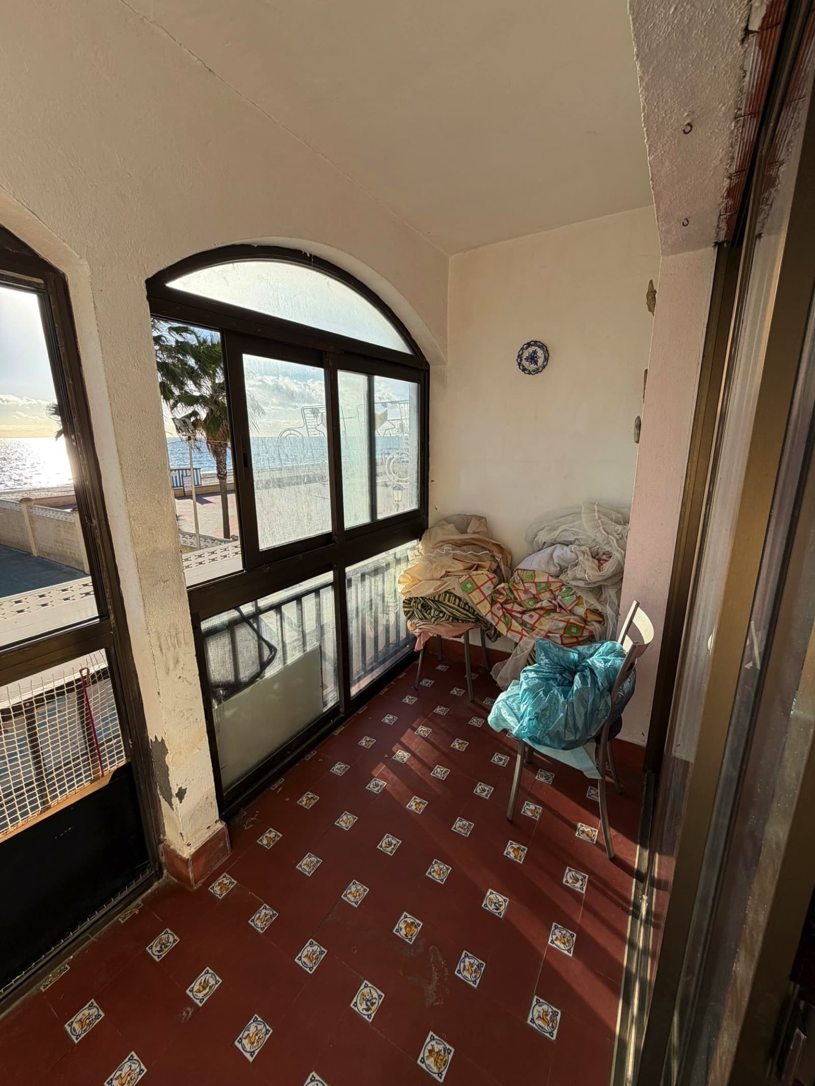 Bright and Spacious Apartment with Sea Views in a Prime Central Location
