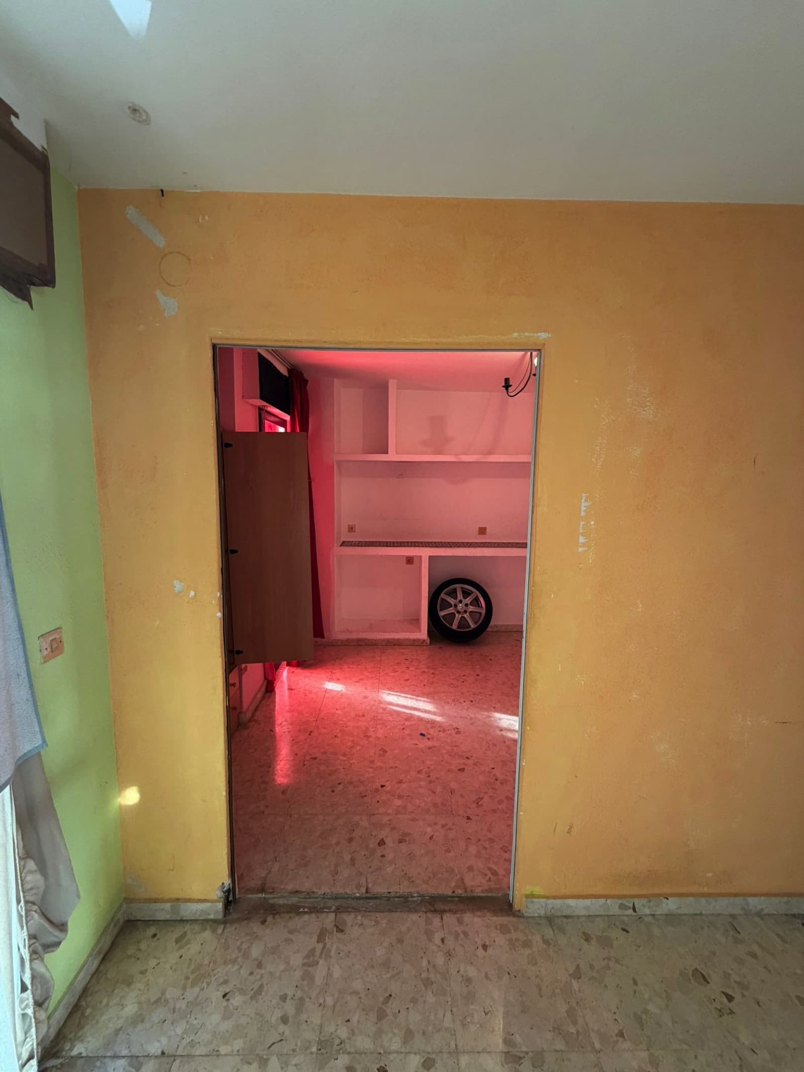 Bright and Spacious Apartment with Sea Views in a Prime Central Location
