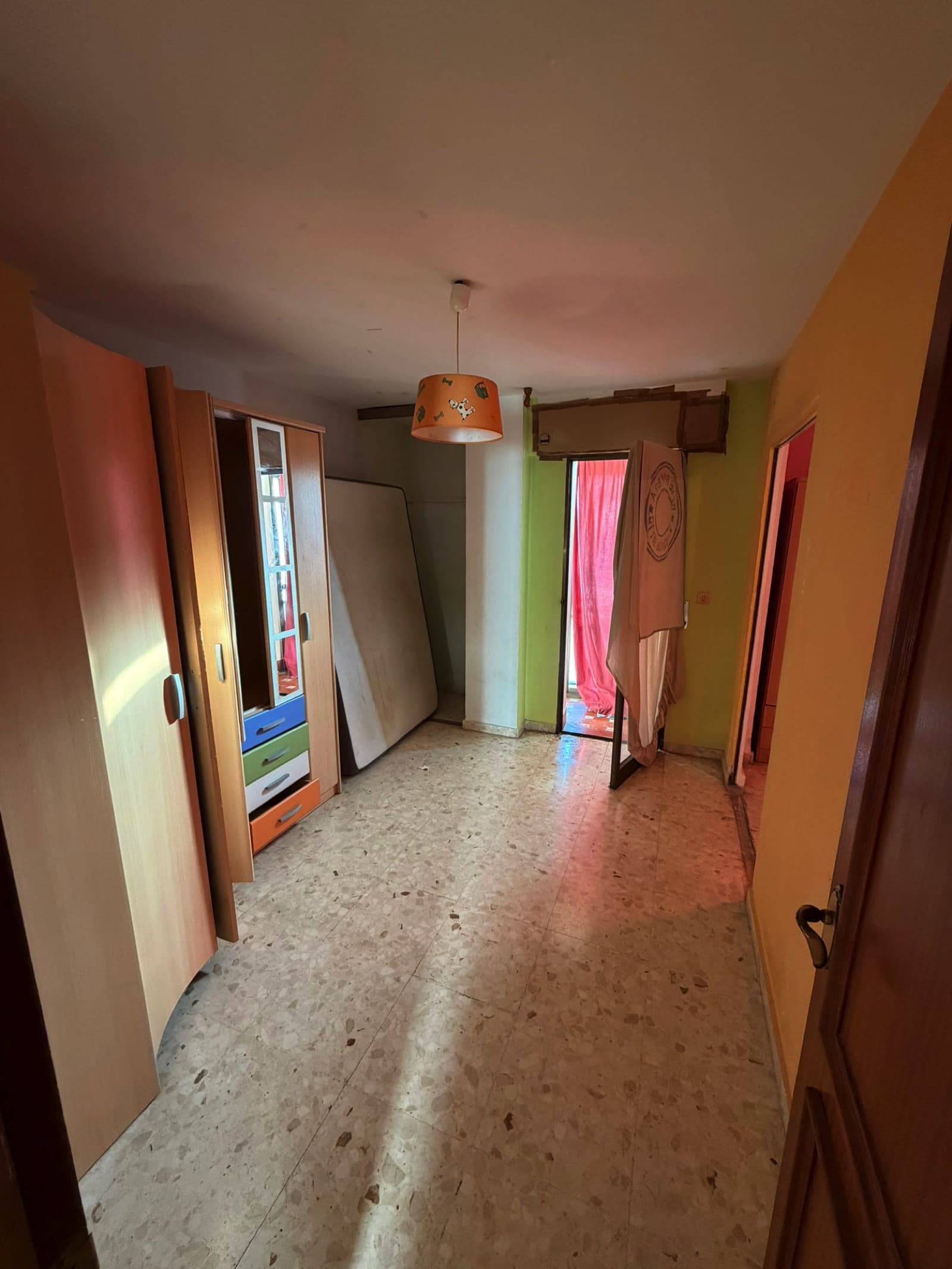Bright and Spacious Apartment with Sea Views in a Prime Central Location