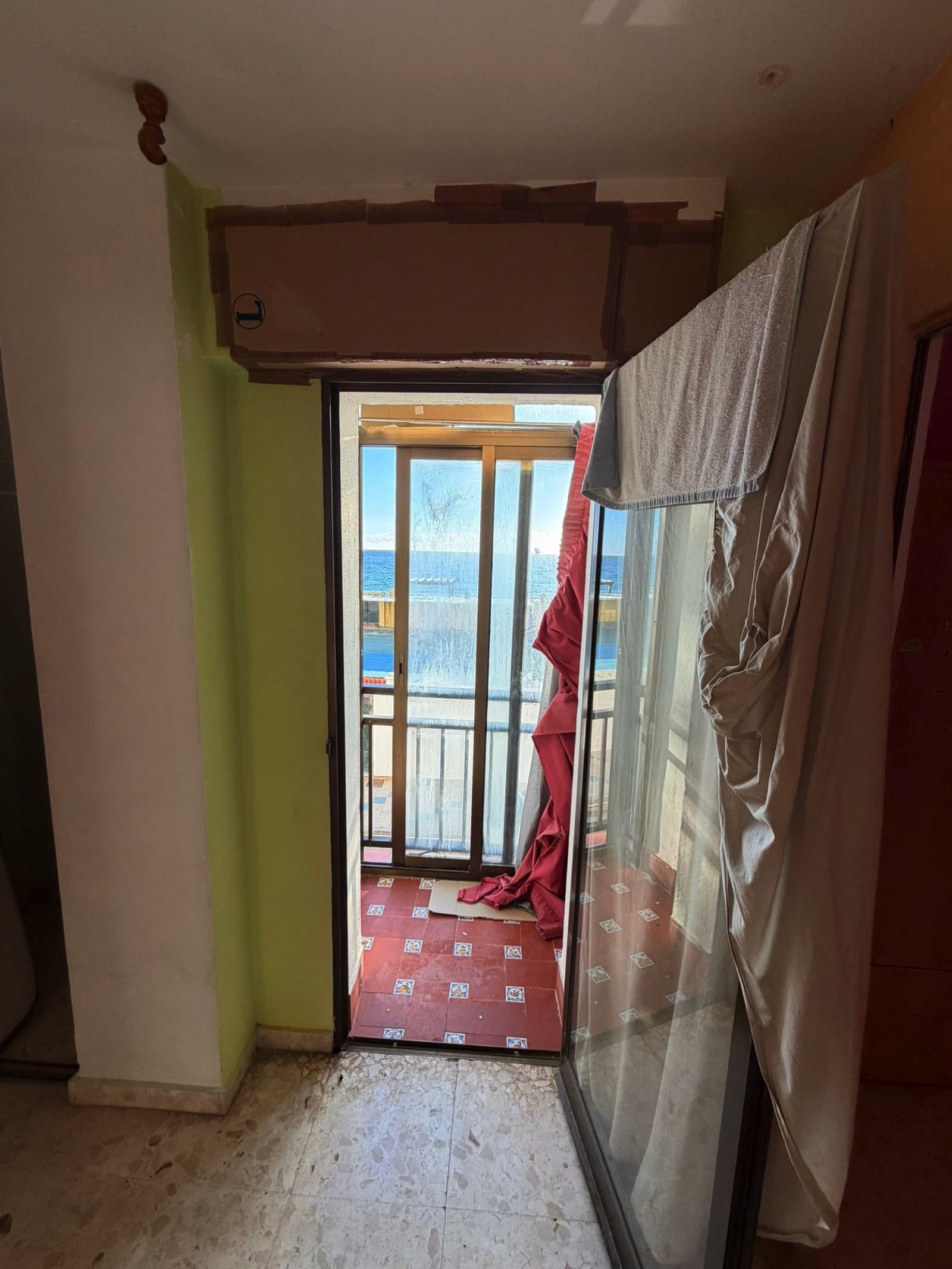 Bright and Spacious Apartment with Sea Views in a Prime Central Location