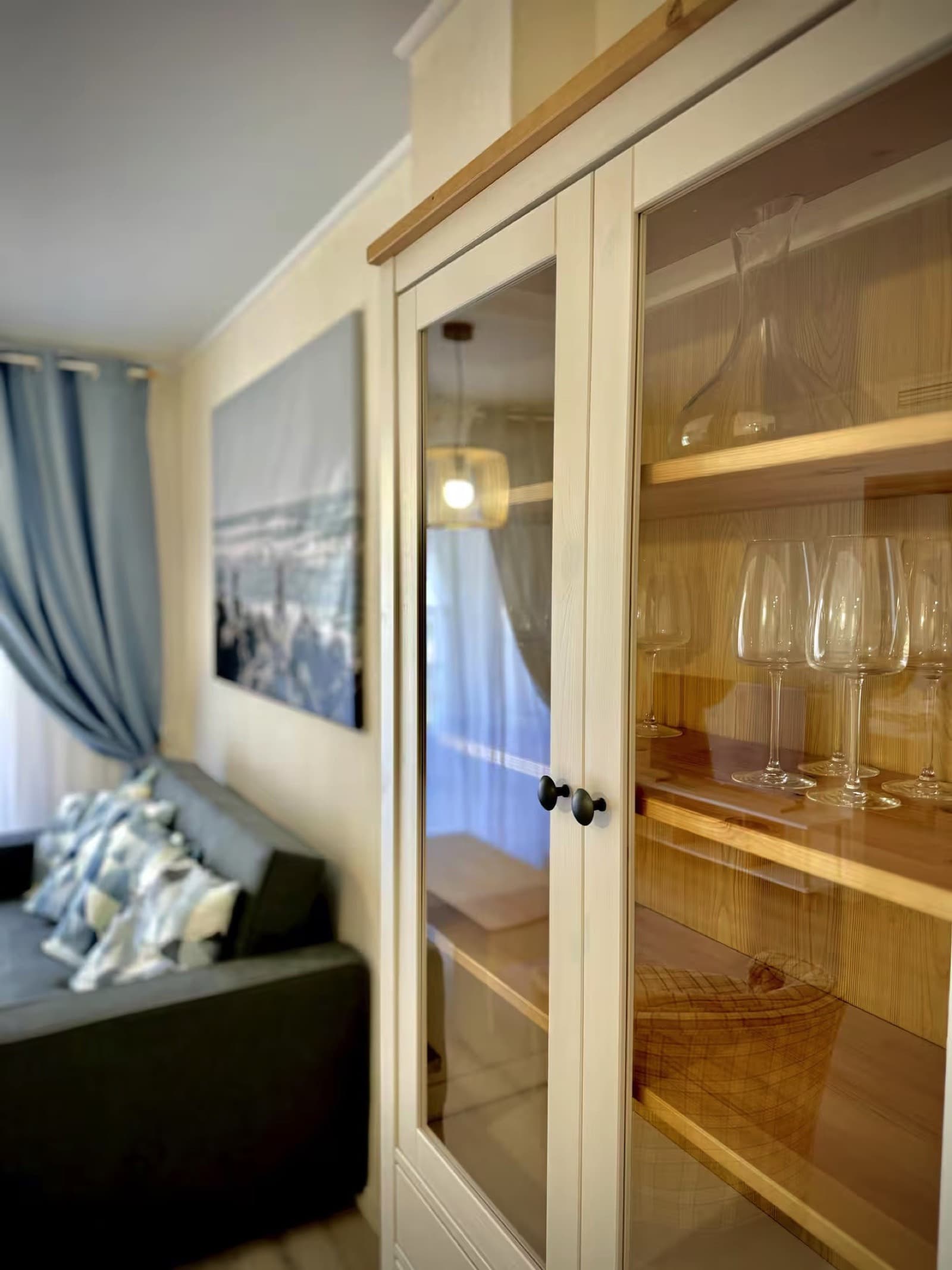 Apartamento Reformado en Primera Línea de Playa con Vistas al Mar en Puerto de la Duquesa