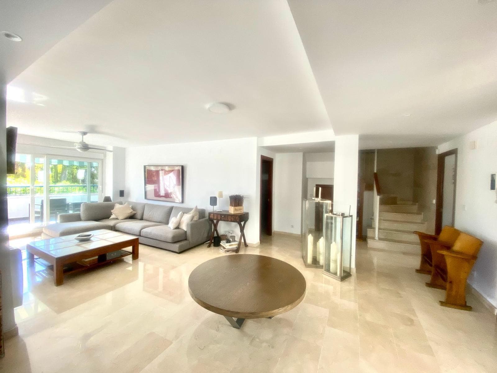 Exclusive Duplex Penthouse in Las Adelfas, Guadalmina Baja