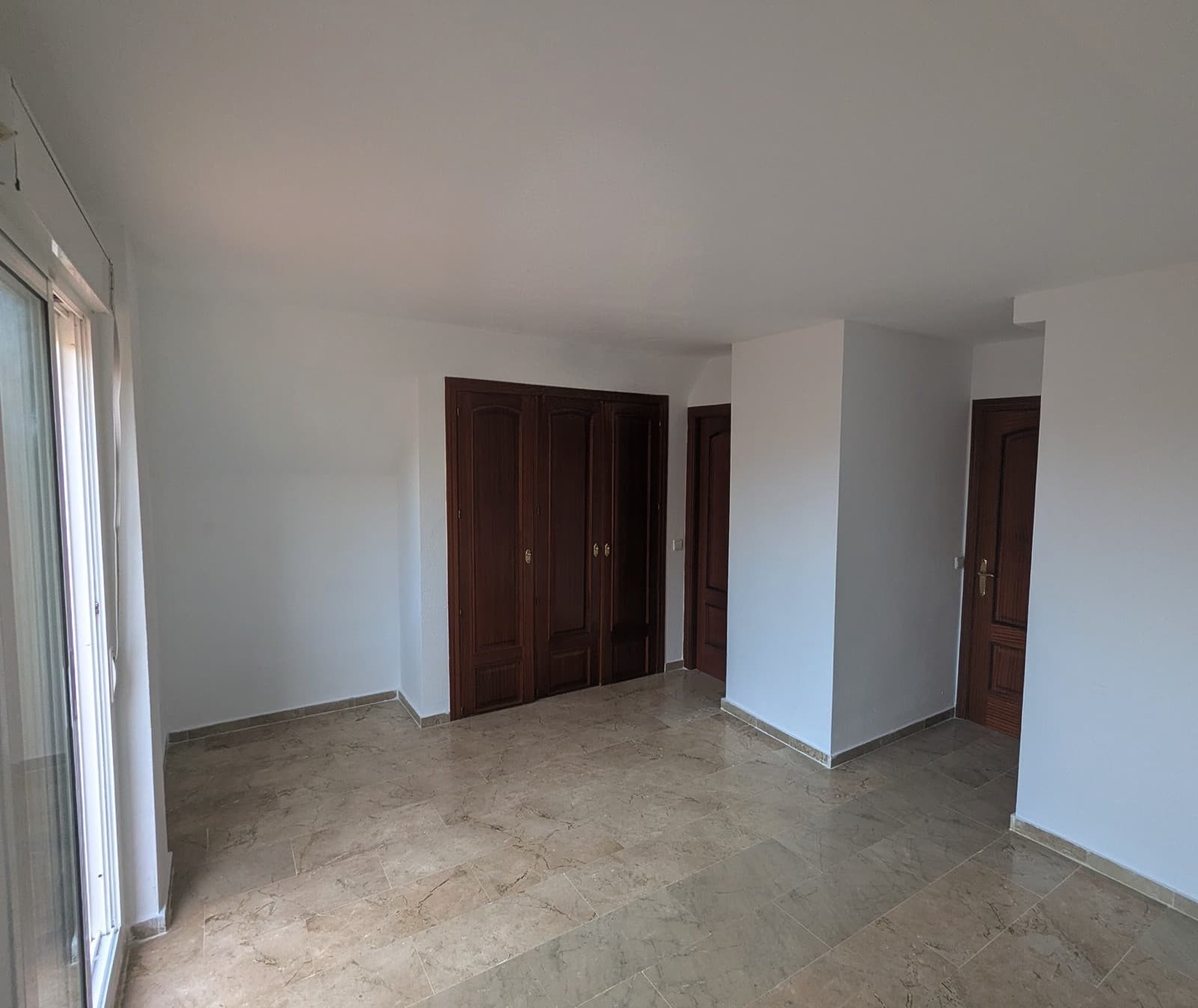 Spacious 3-Bedroom Duplex with Huge Private Rooftop Terrace