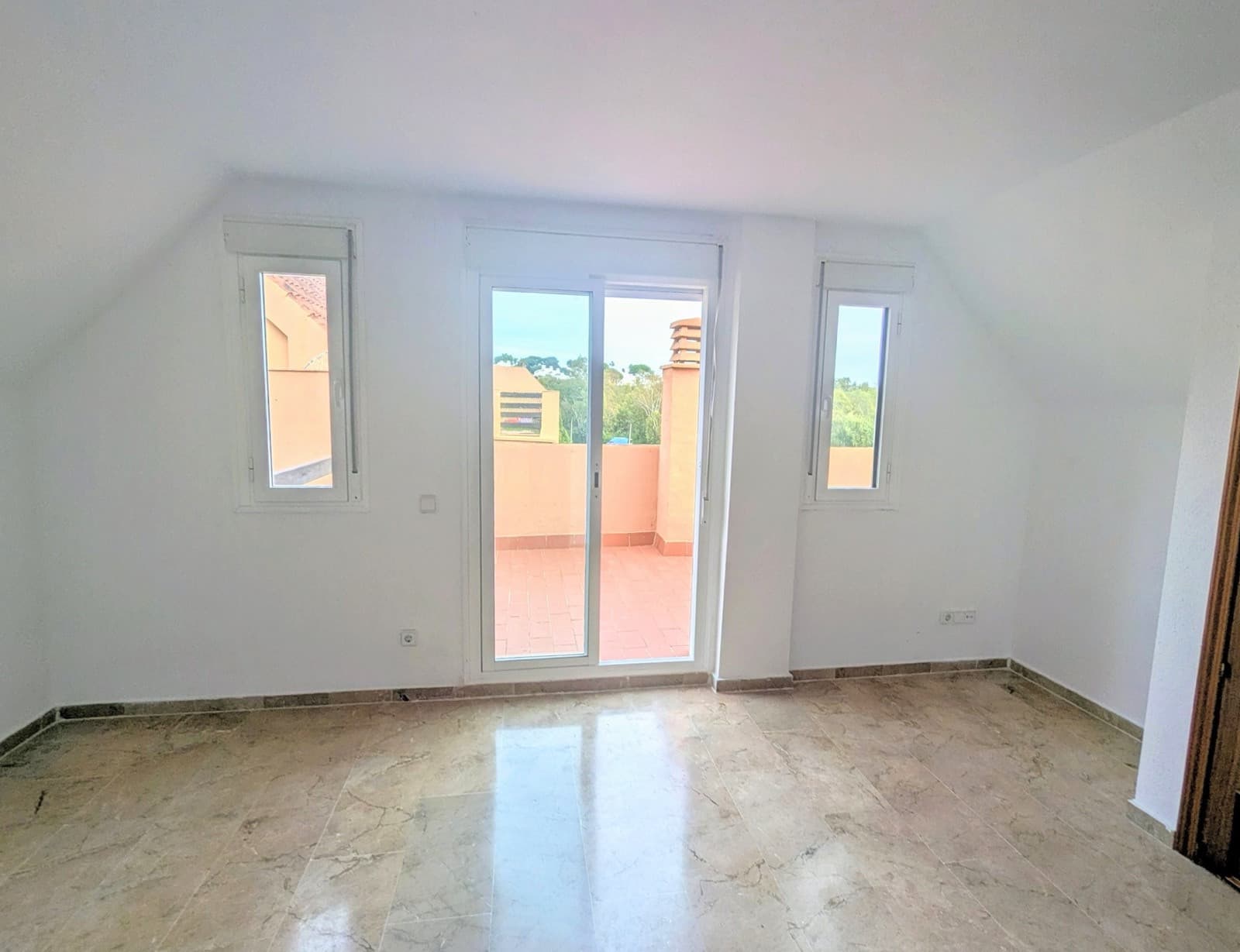 Spacious 3-Bedroom Duplex with Huge Private Rooftop Terrace