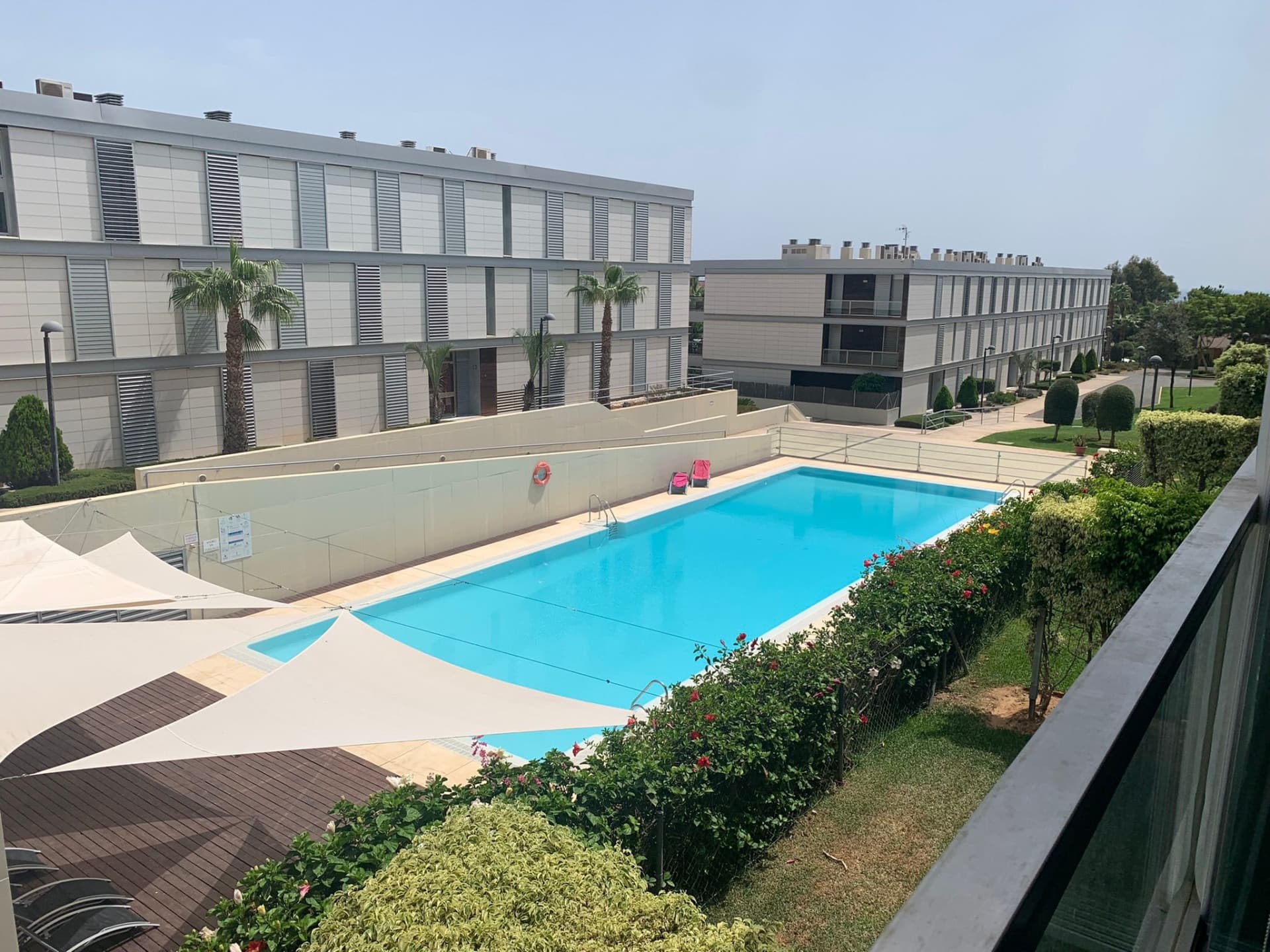 Espectacular Piso de 3 Dormitorios con Terraza de 30 m², Suelo Radiante y Domótica