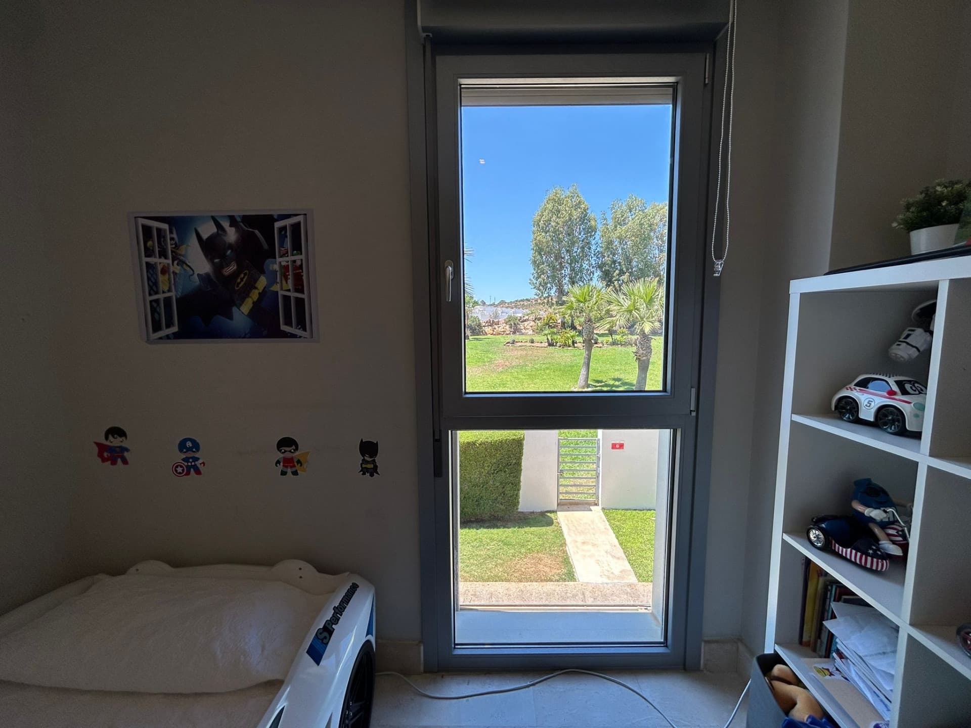 Espectacular Piso de 3 Dormitorios con Terraza de 30 m², Suelo Radiante y Domótica