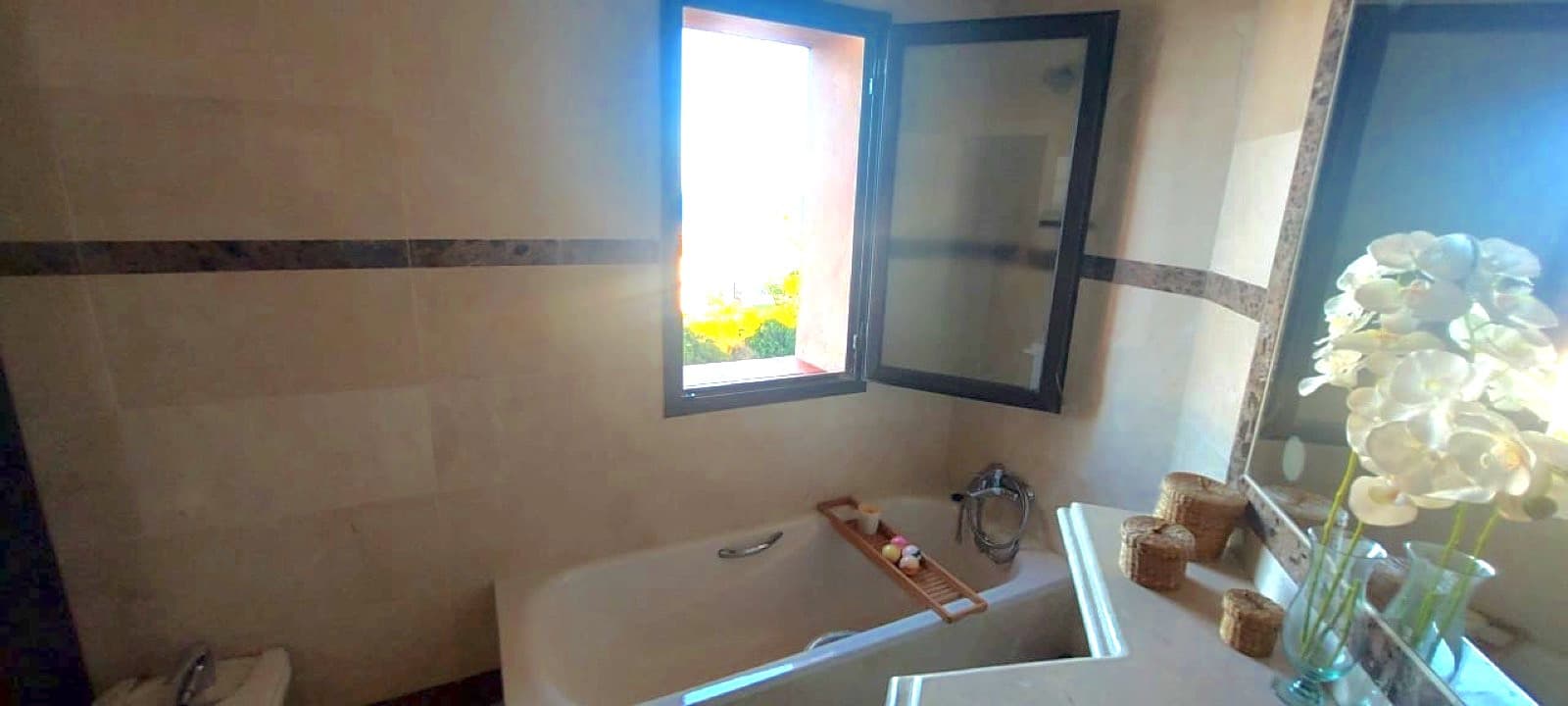 Luxury Duplex with Tourist Licence & Panoramic Sea Views