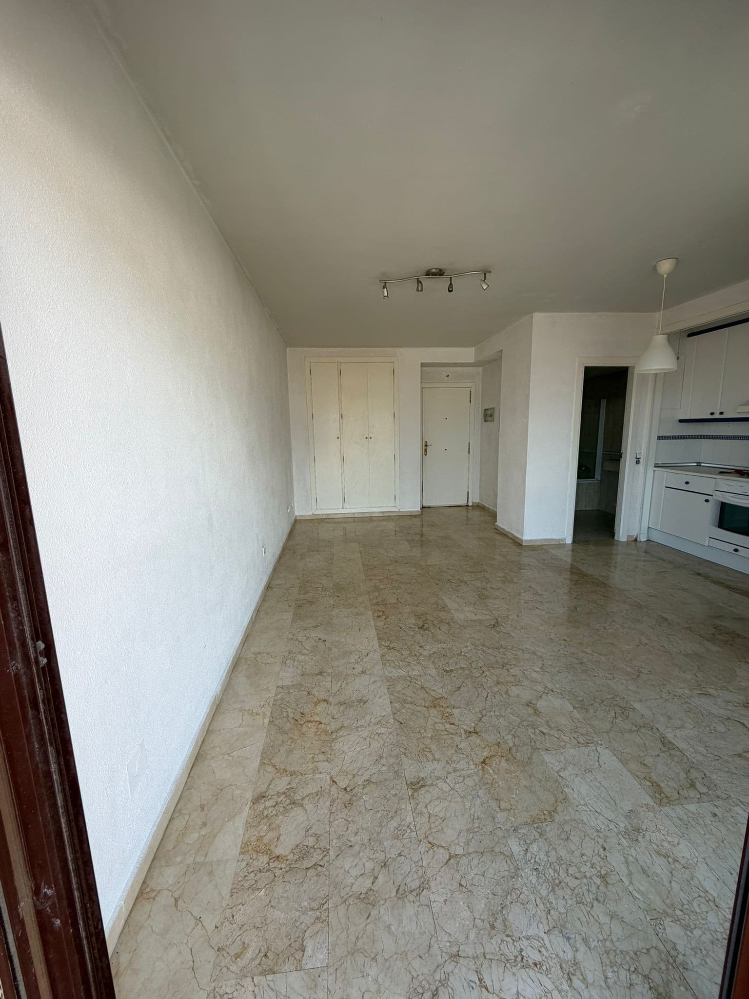 Bright Studio Apartment in the Heart of Sabinillas