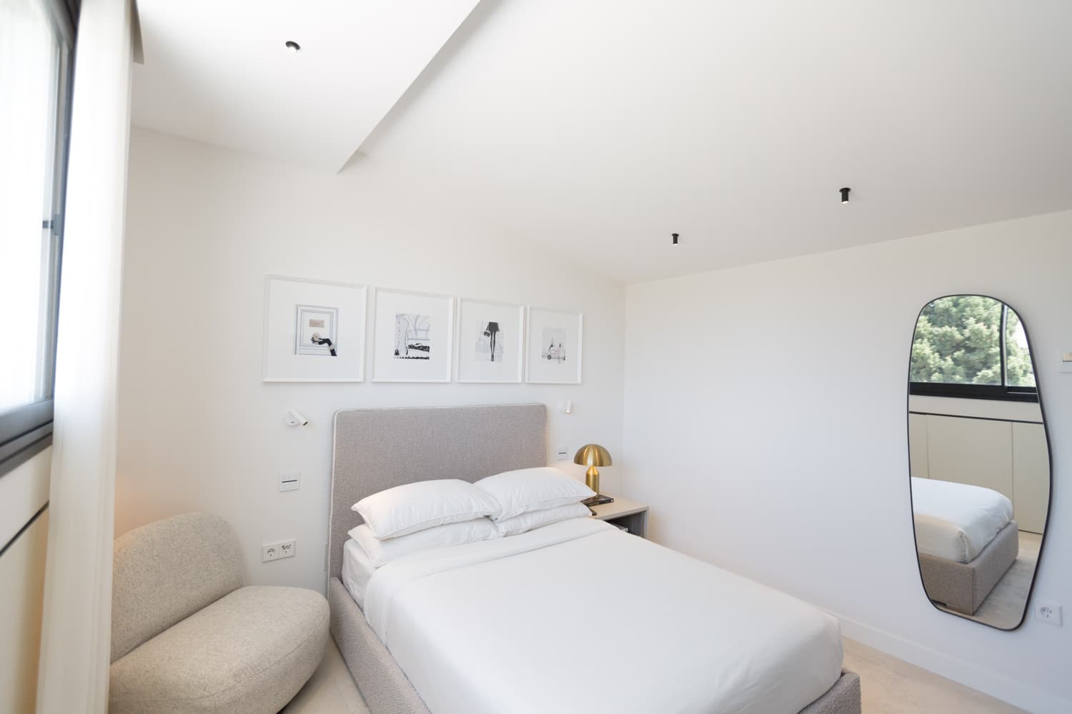 Duplex fully renovated on second line beach in Puerto Banus