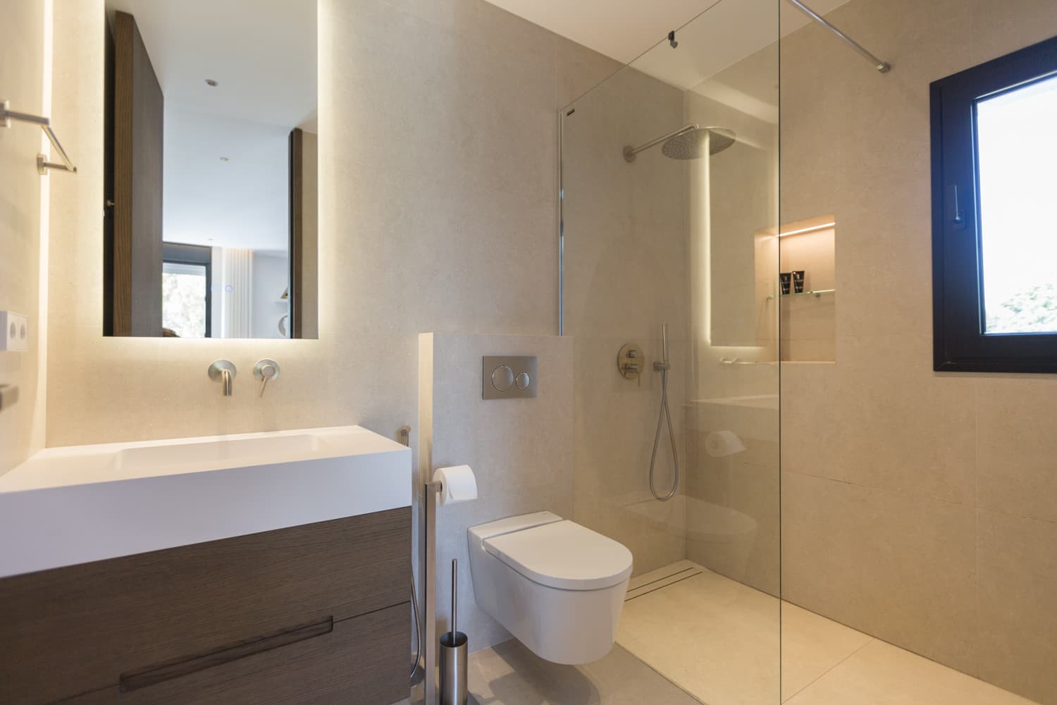 Duplex fully renovated on second line beach in Puerto Banus