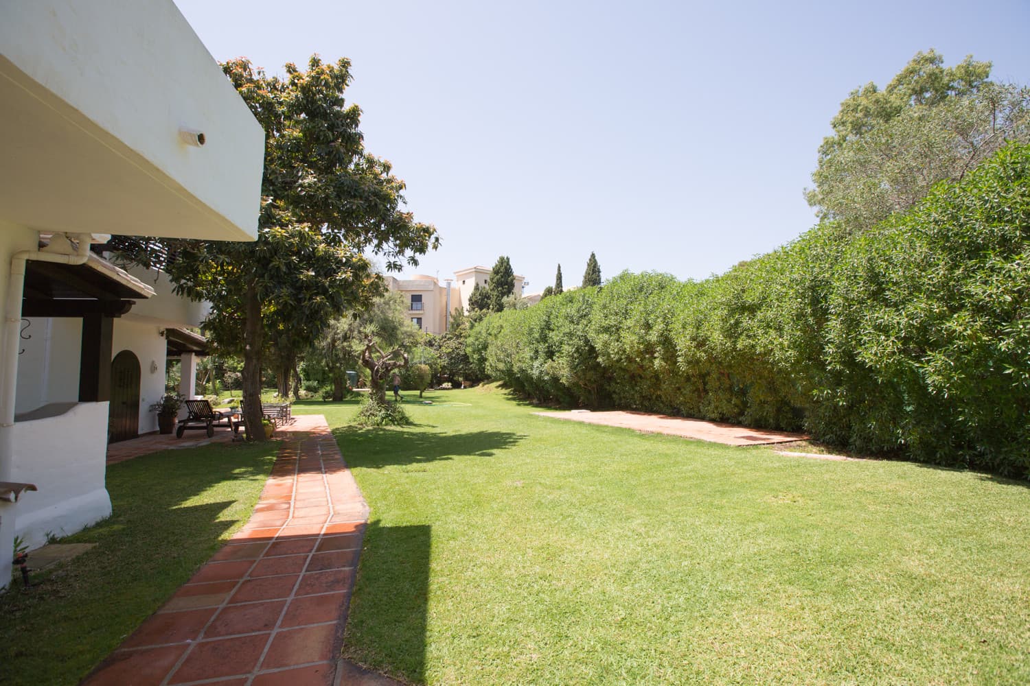 Duplex fully renovated on second line beach in Puerto Banus