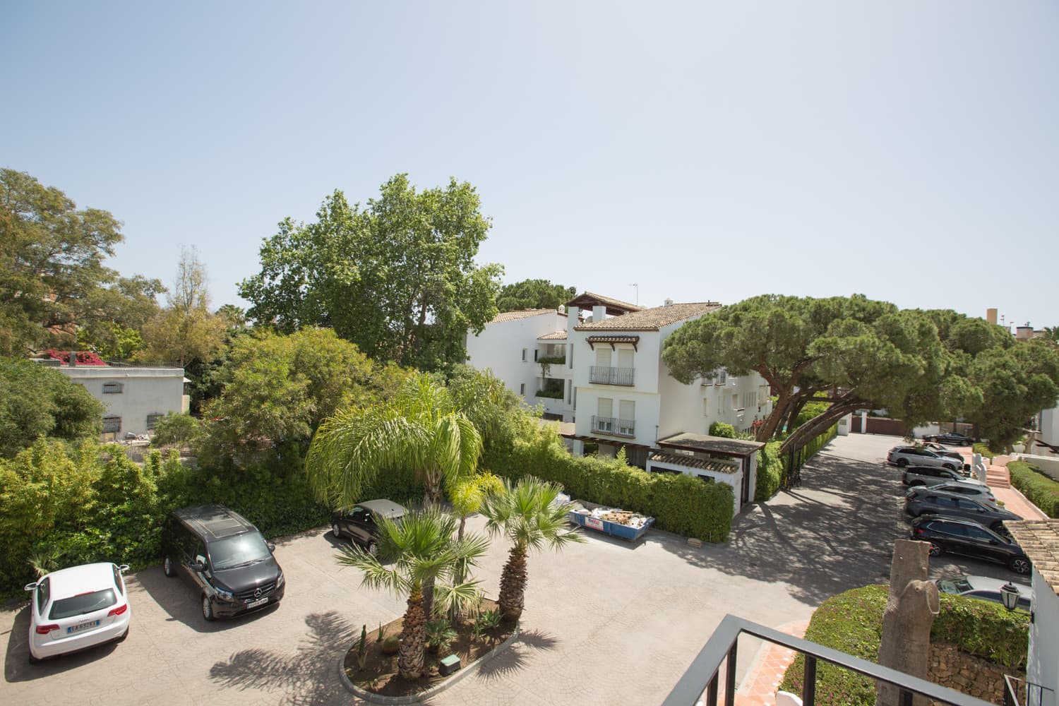 Duplex fully renovated on second line beach in Puerto Banus