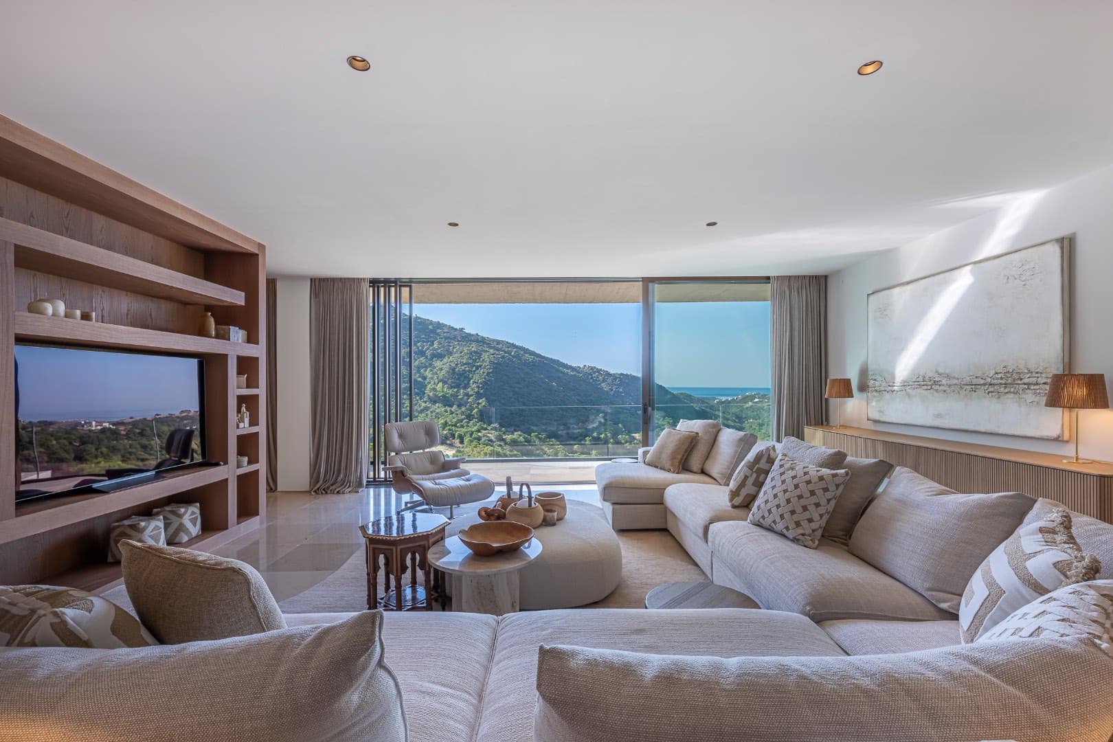 Villa Gaia - Architecture in conversation with the landscape