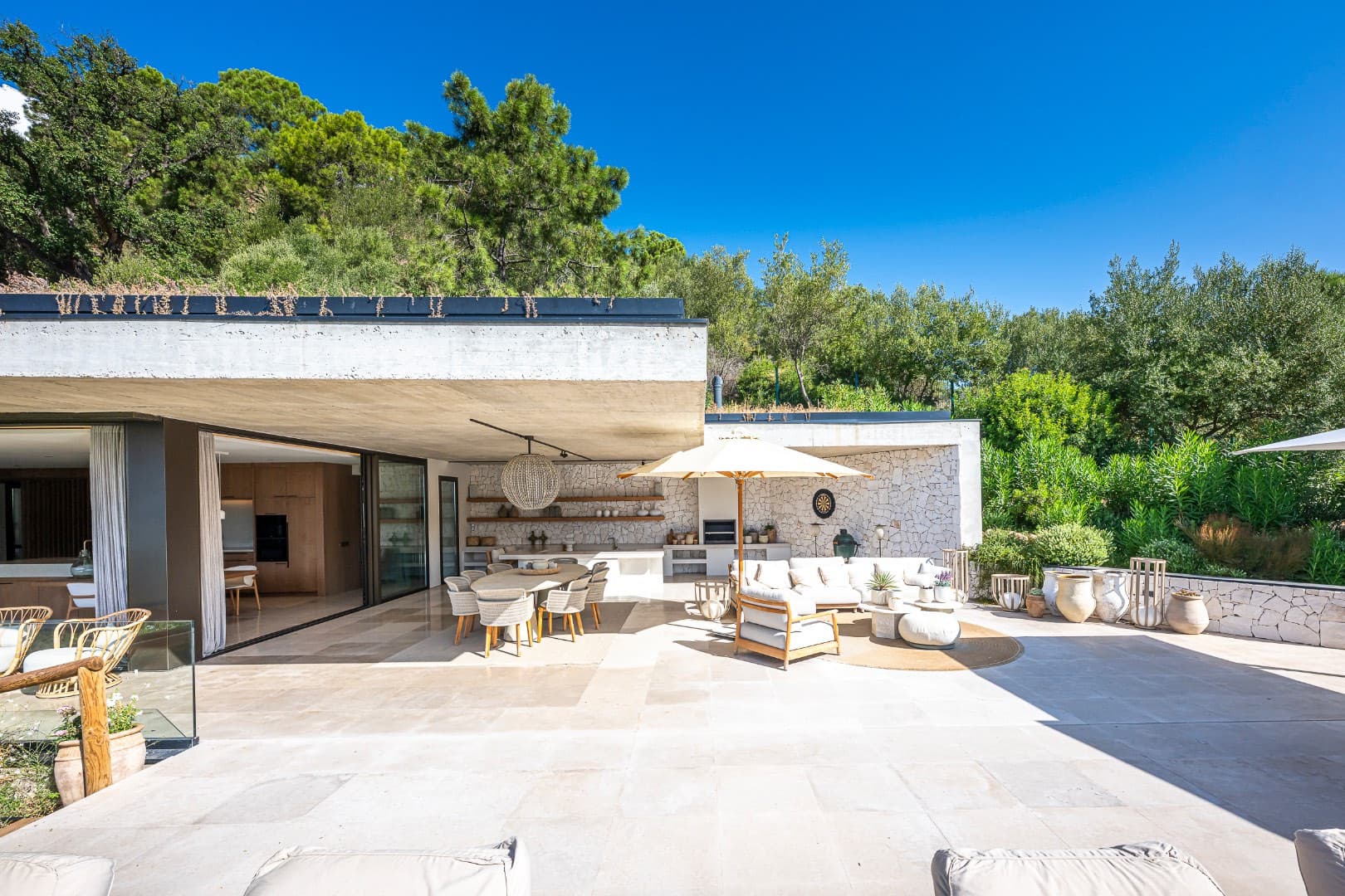 Villa Gaia - Architecture in conversation with the landscape