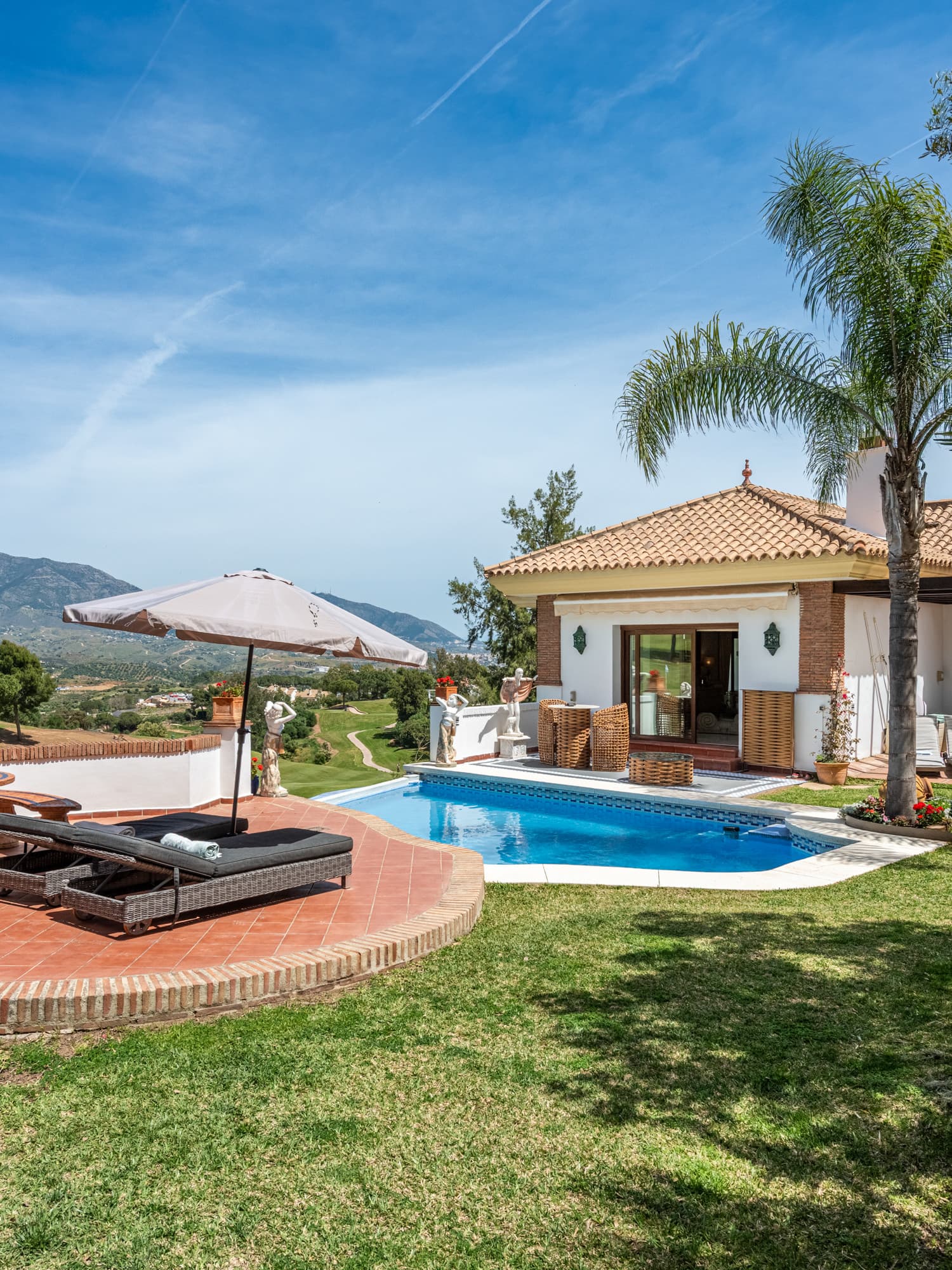 4-Bedroom Front Line Golf Villa in La Cala Golf Resort