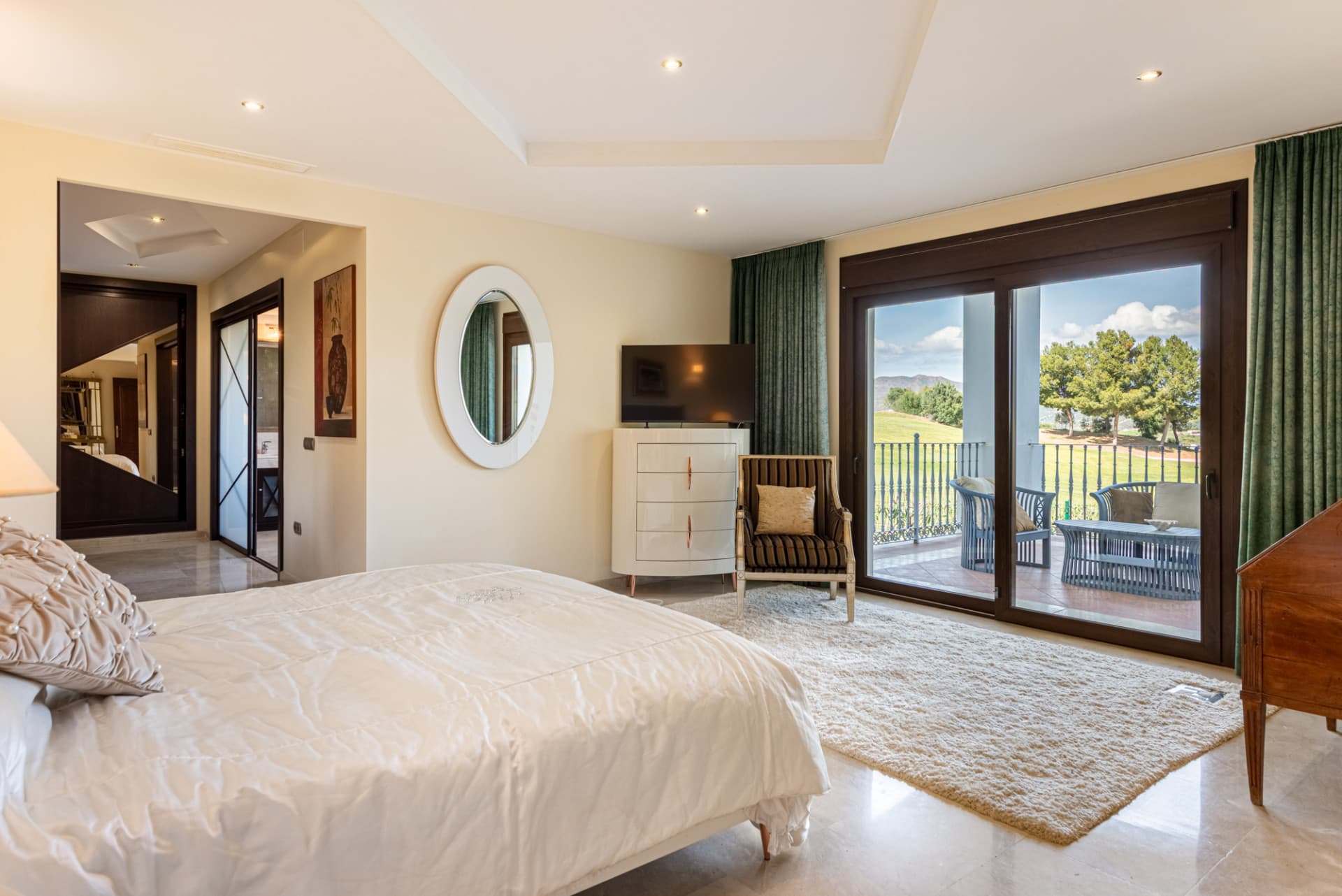 4-Bedroom Front Line Golf Villa in La Cala Golf Resort