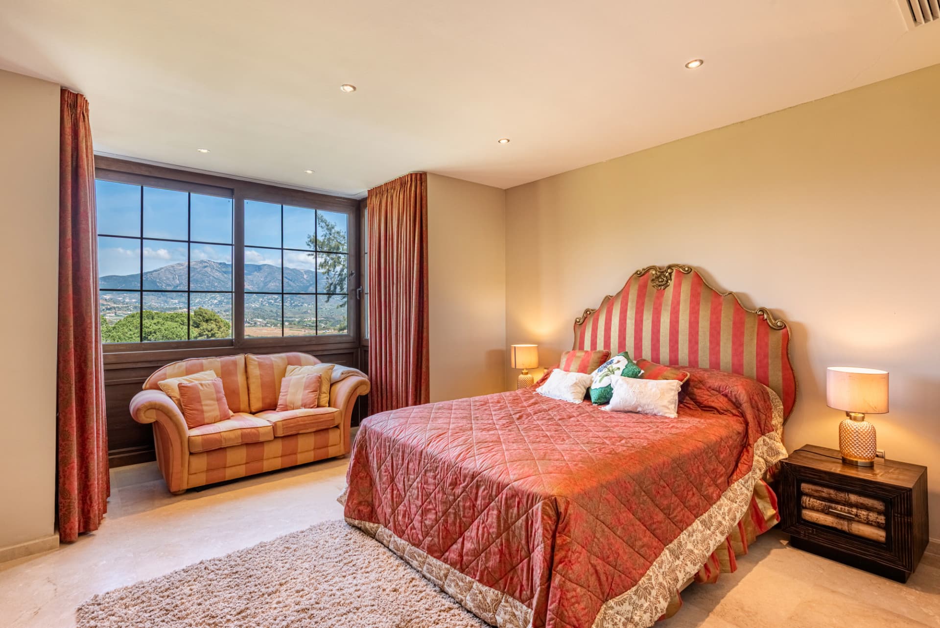 4-Bedroom Front Line Golf Villa in La Cala Golf Resort