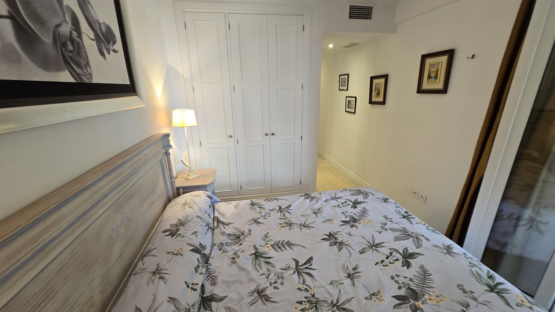 Beachside Apartment in Las Cañas Beach, Marbella Golden Mile