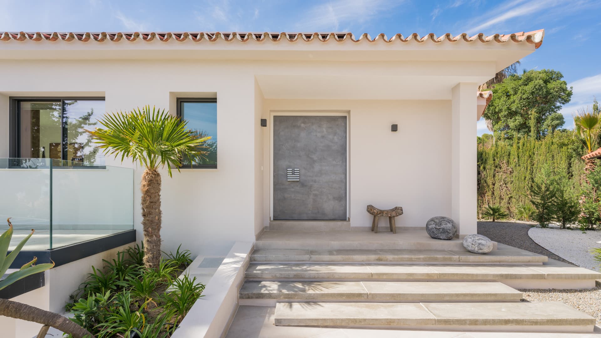 Luxury Five-Bedroom Villa with Panoramic Sea Views in Rocio de Nagüeles, Marbella Golden Mile