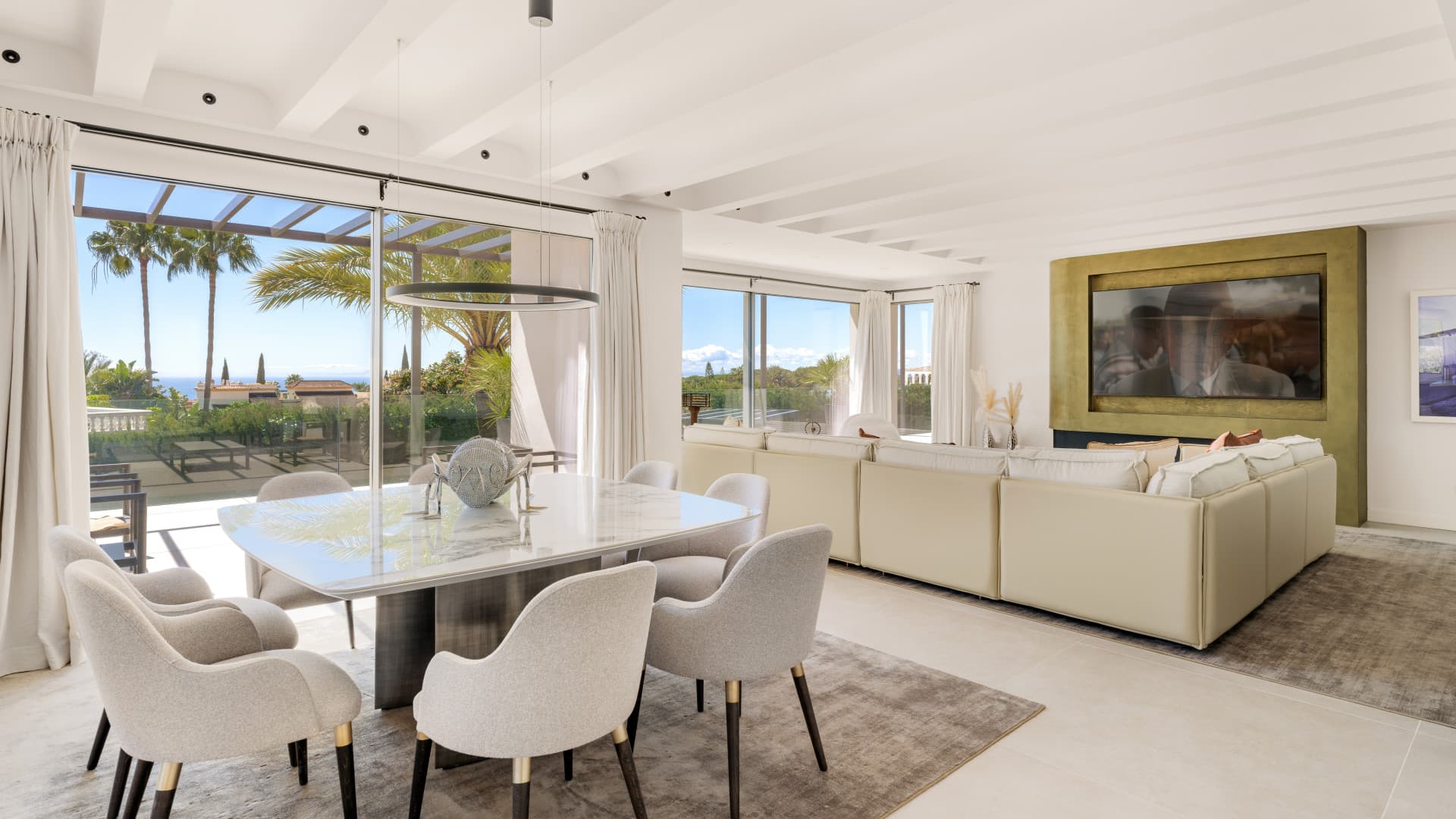 Luxury Five-Bedroom Villa with Panoramic Sea Views in Rocio de Nagüeles, Marbella Golden Mile
