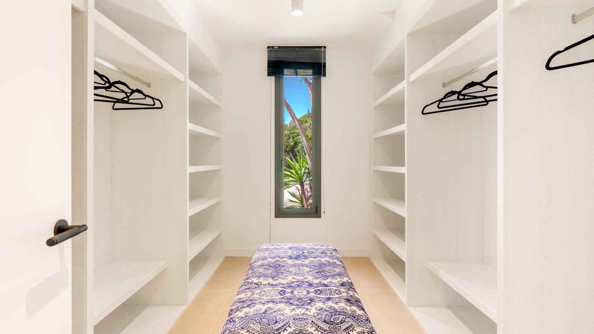 Luxury Five-Bedroom Villa with Panoramic Sea Views in Rocio de Nagüeles, Marbella Golden Mile