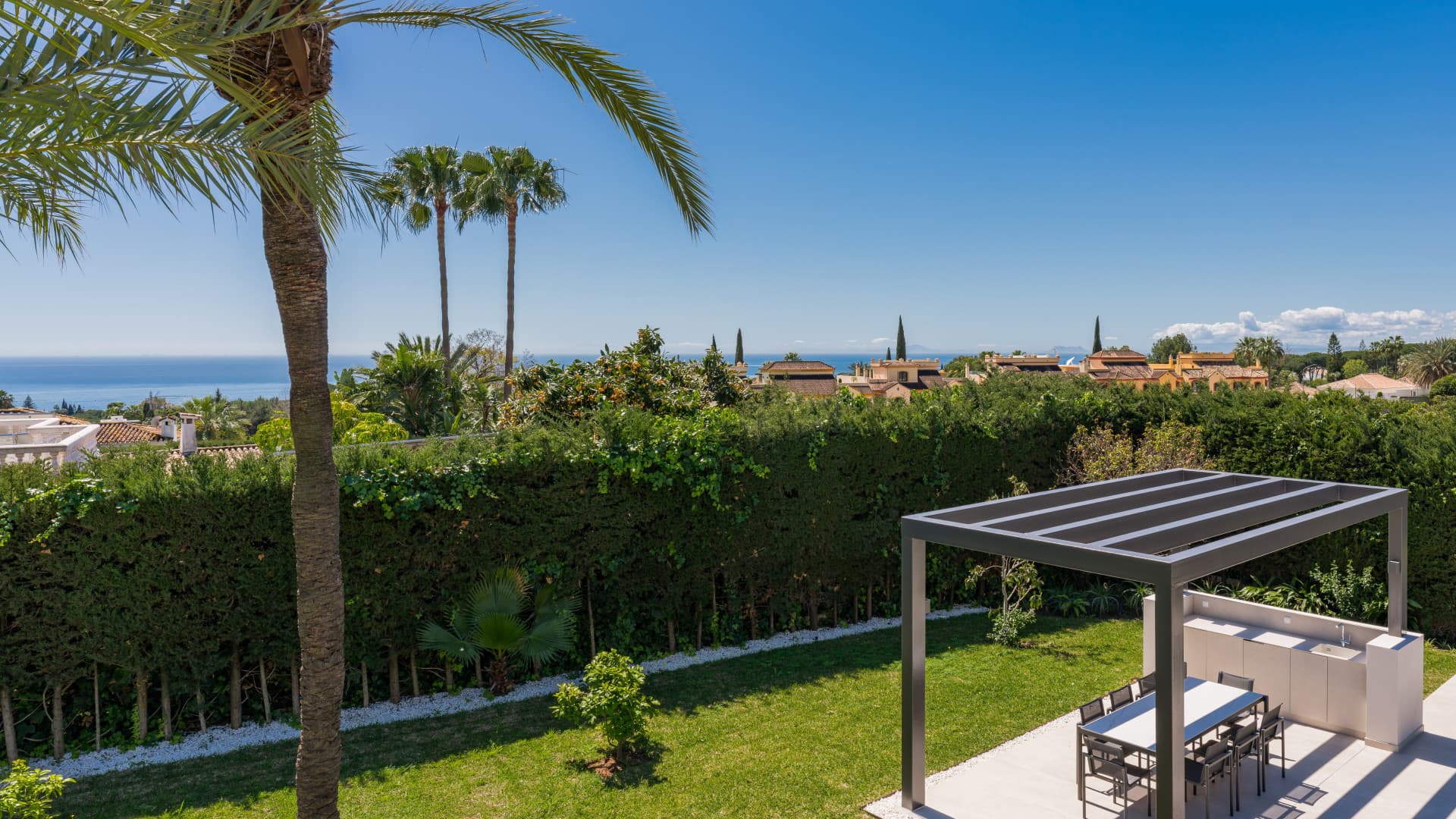 Luxury Five-Bedroom Villa with Panoramic Sea Views in Rocio de Nagüeles, Marbella Golden Mile