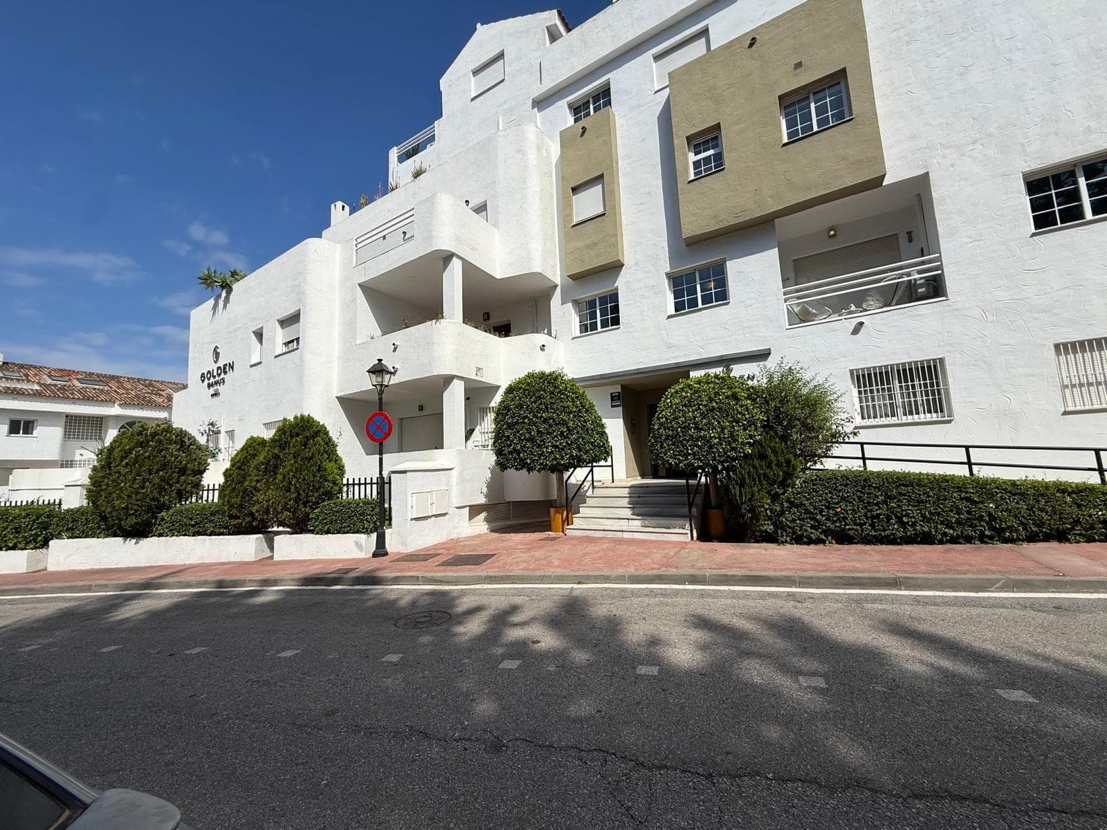 Modern apartment in Nueva Andalucia