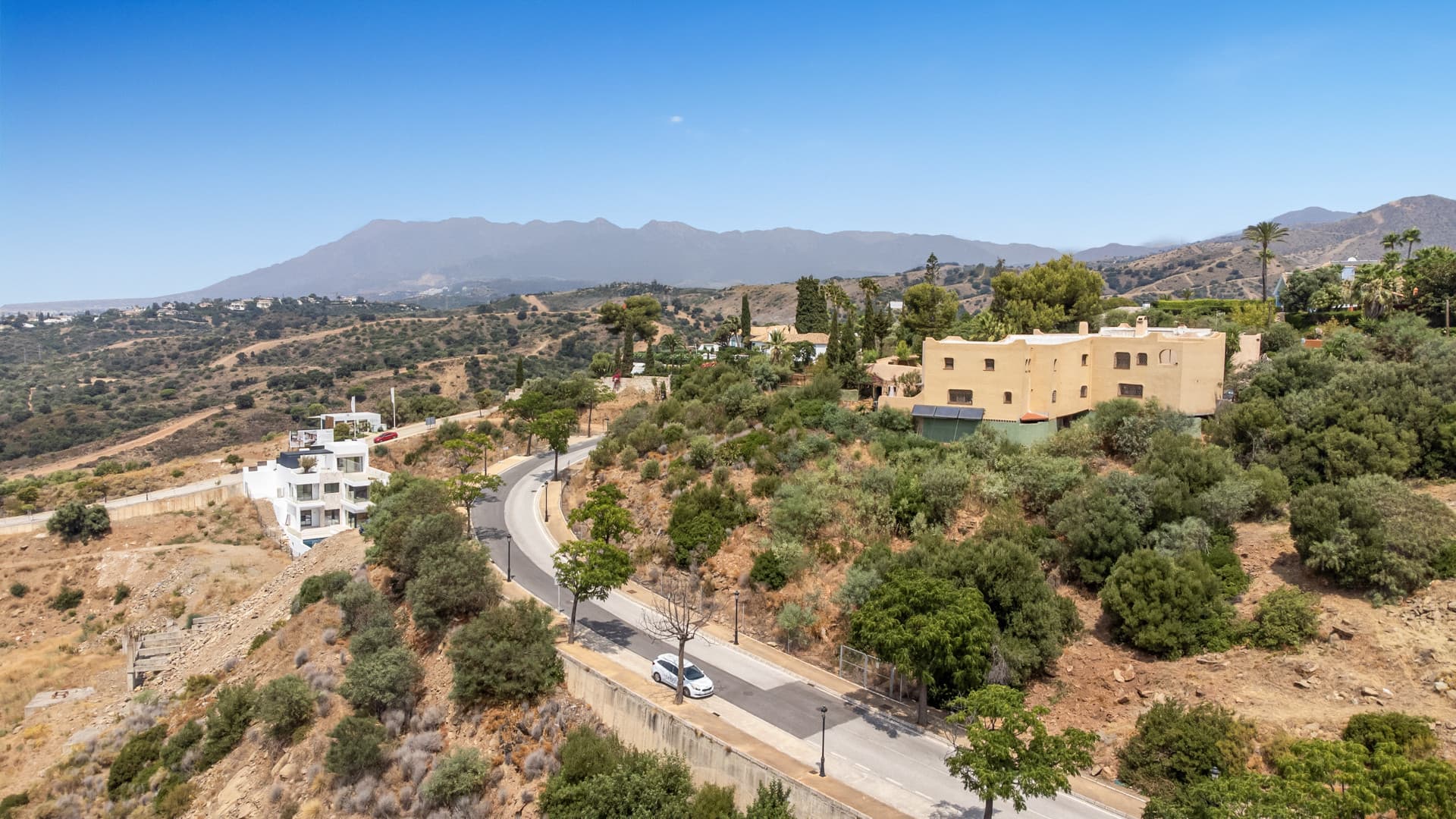 Plot with Panoramic Sea and Mountain views in Elviria, Marbella